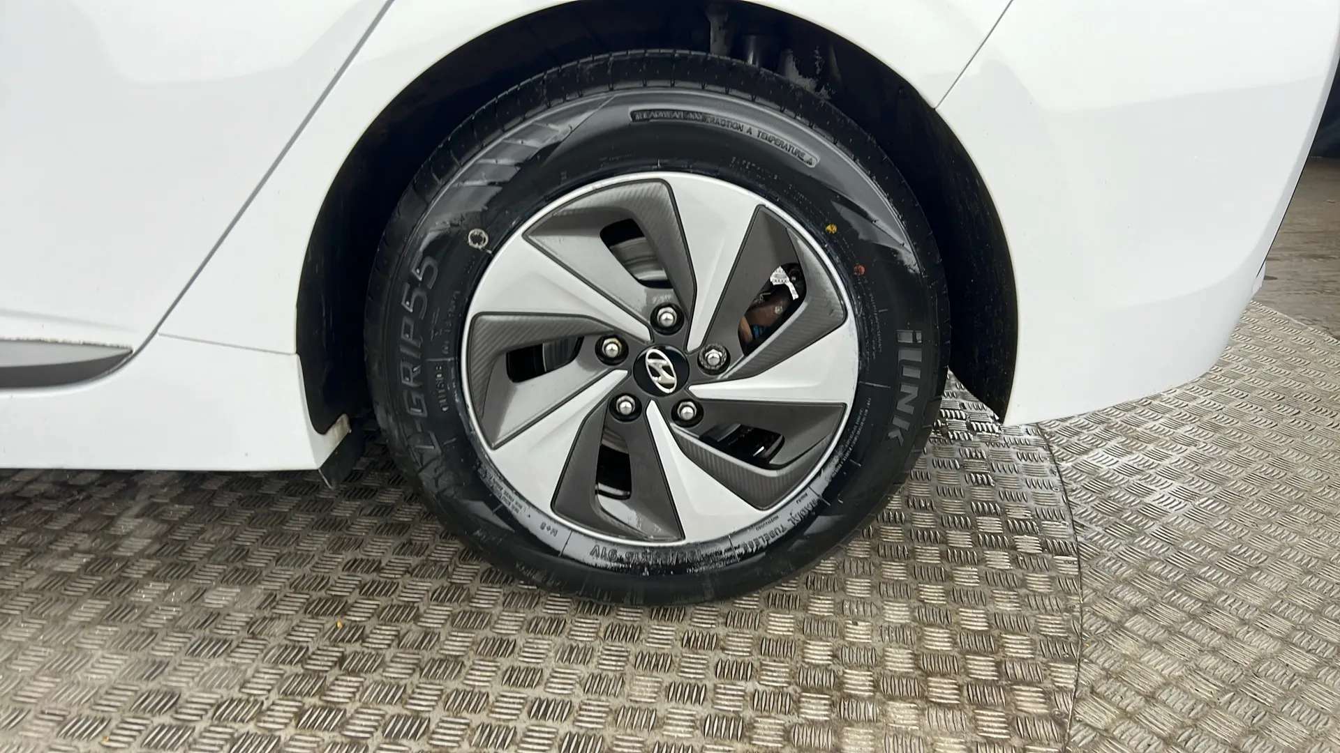 2018 HYUNDAI IONIQ 2018 HYUNDAI IONIQ