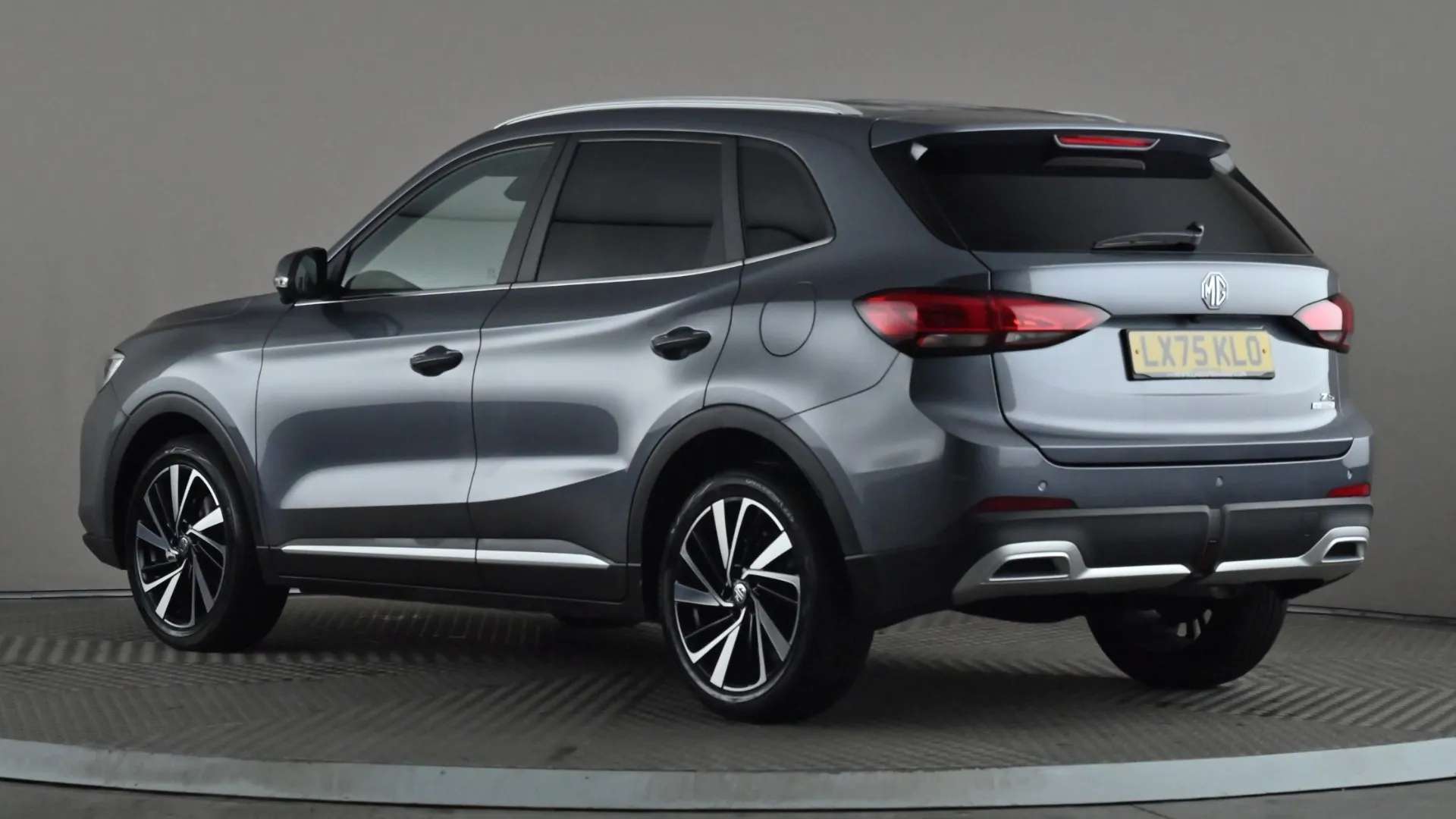 A 2025 MG MOTOR UK ZS 1.5 Hybrid+ Trophy Auto A 2025 MG MOTOR UK ZS 1.5 Hybrid+ Trophy Auto