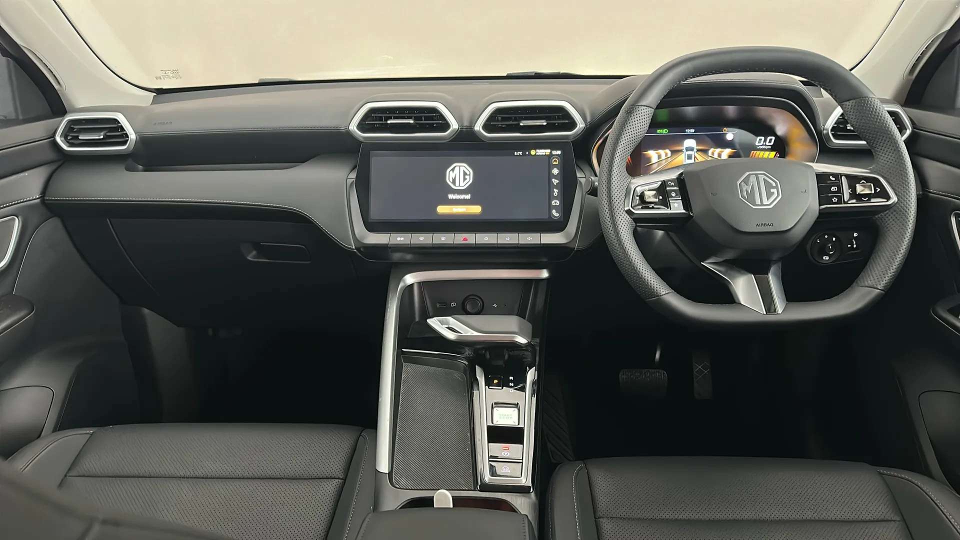 2025 MG MOTOR UK ZS 2025 MG MOTOR UK ZS