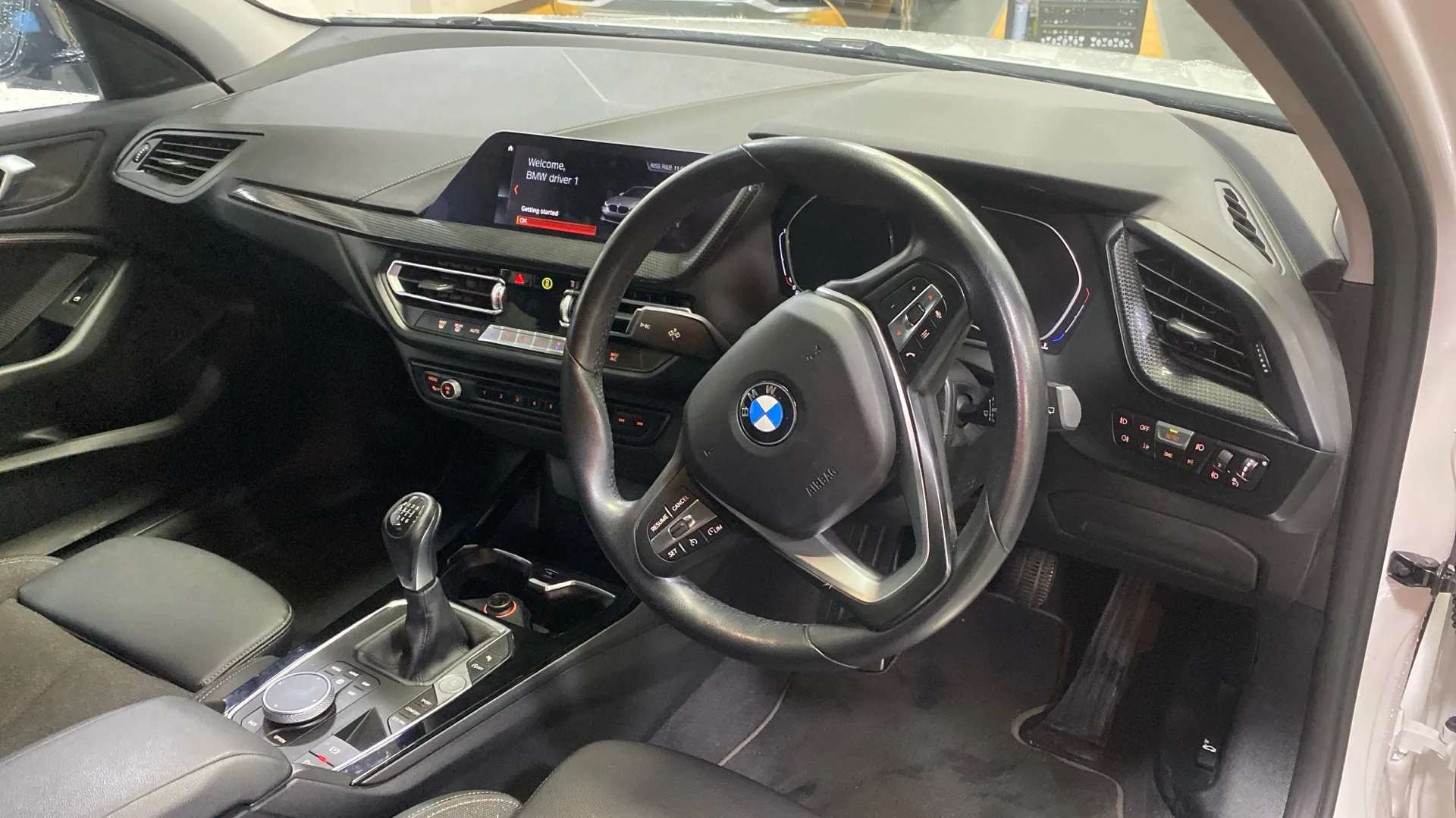 A 2019 BMW 1 SERIES 118d Sport A 2019 BMW 1 SERIES 118d Sport