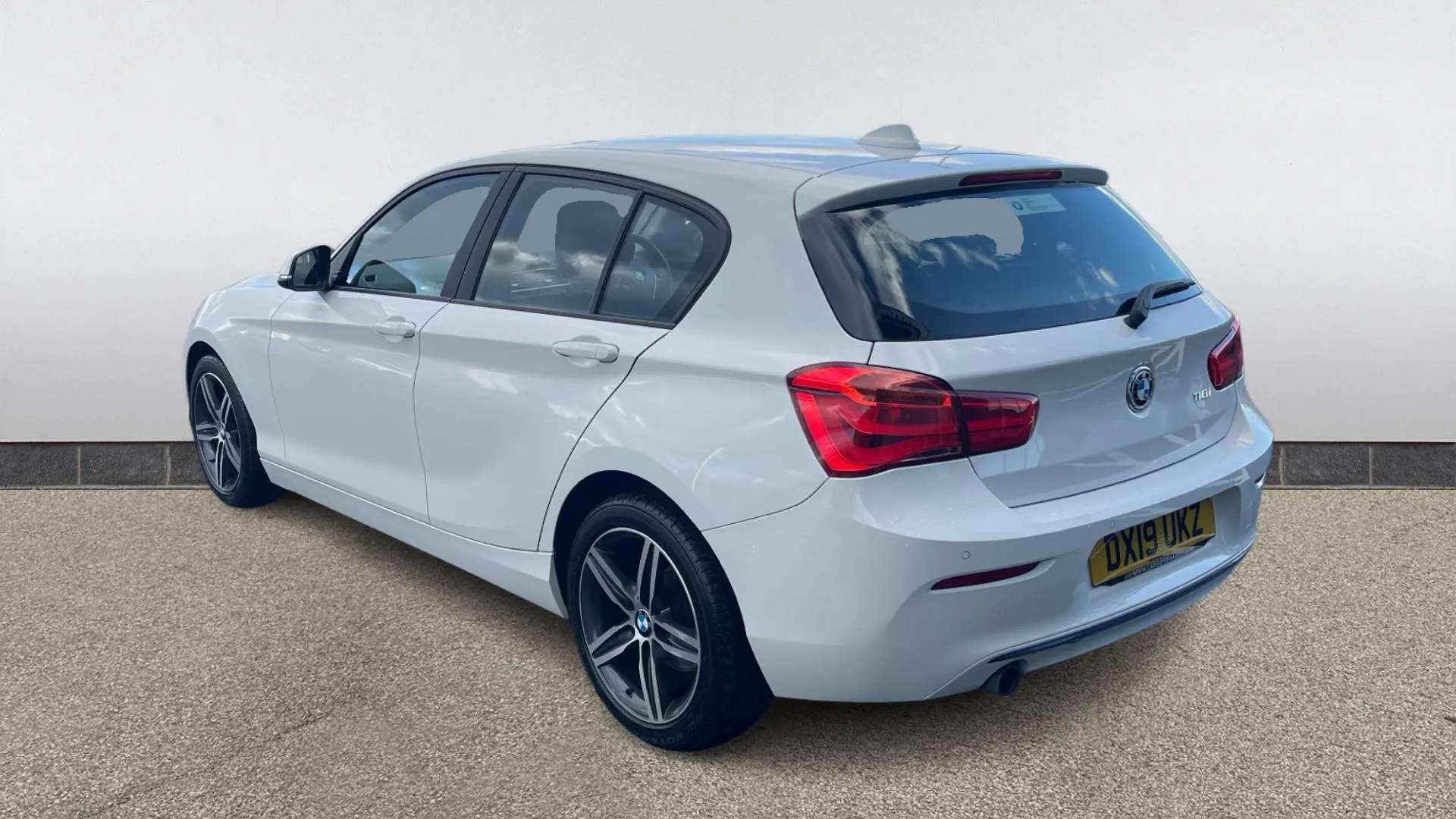 2019 BMW 1 SERIES 2019 BMW 1 SERIES