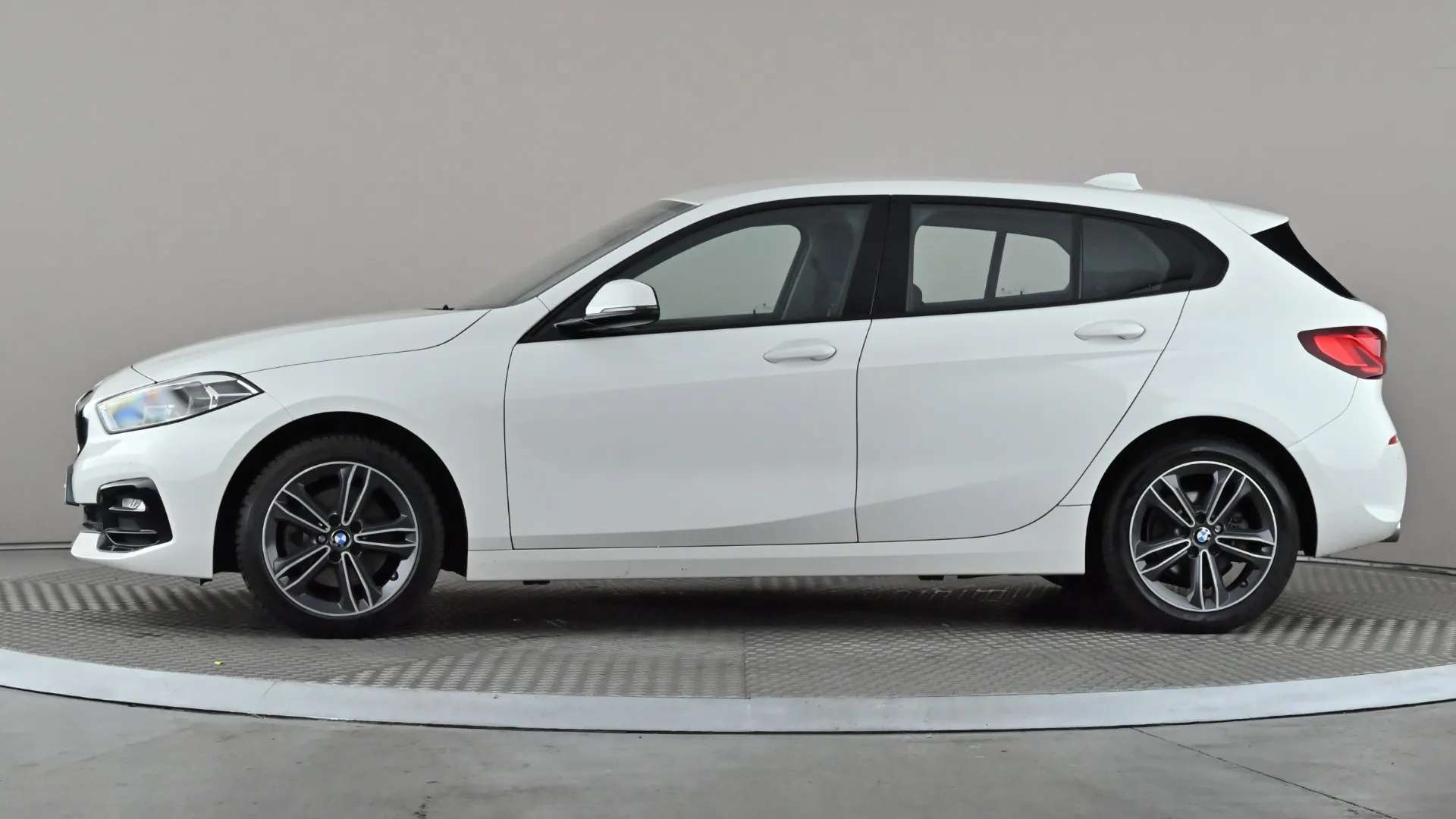 2022 BMW 1 SERIES 2022 BMW 1 SERIES