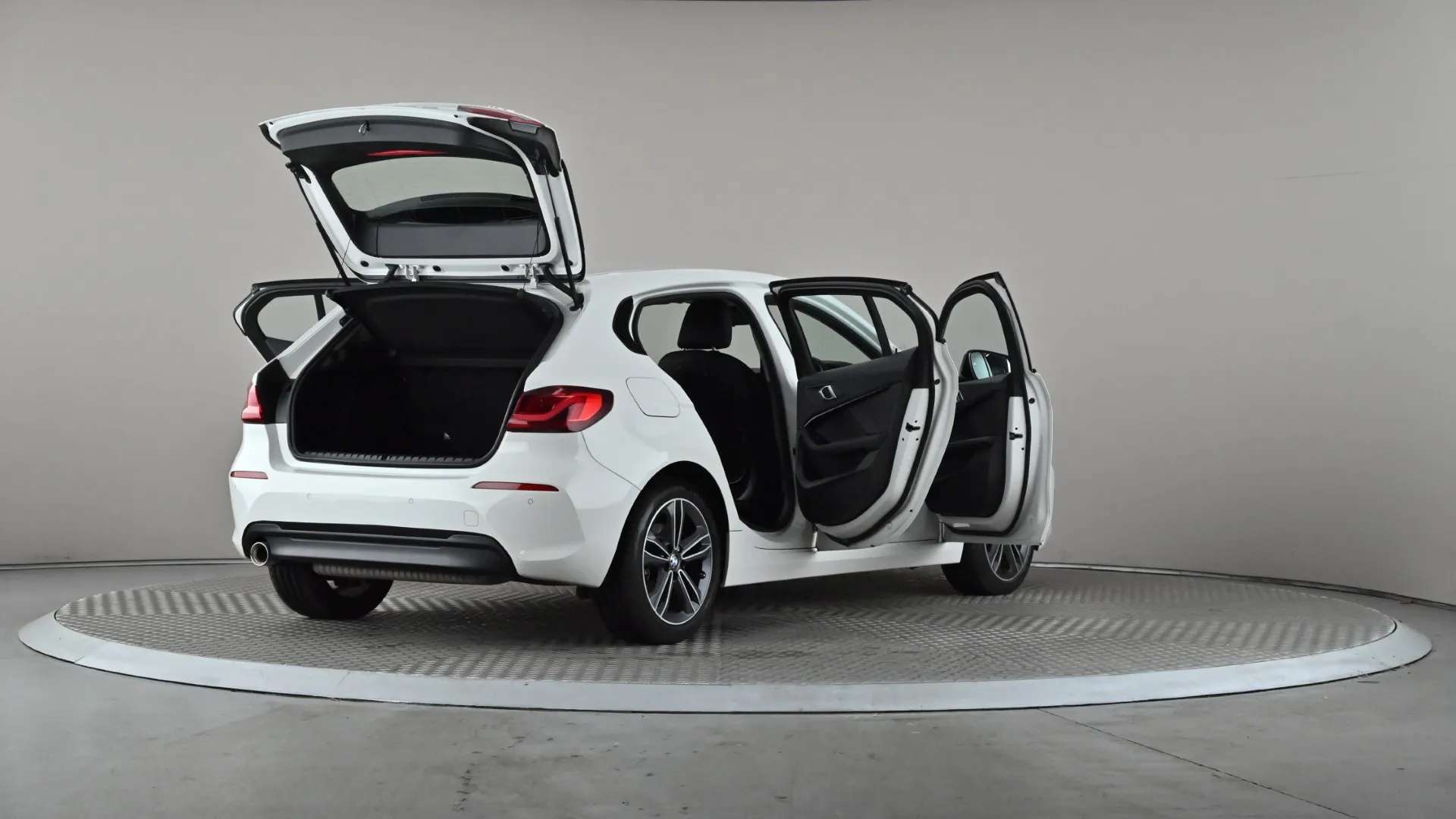 2022 BMW 1 SERIES 2022 BMW 1 SERIES