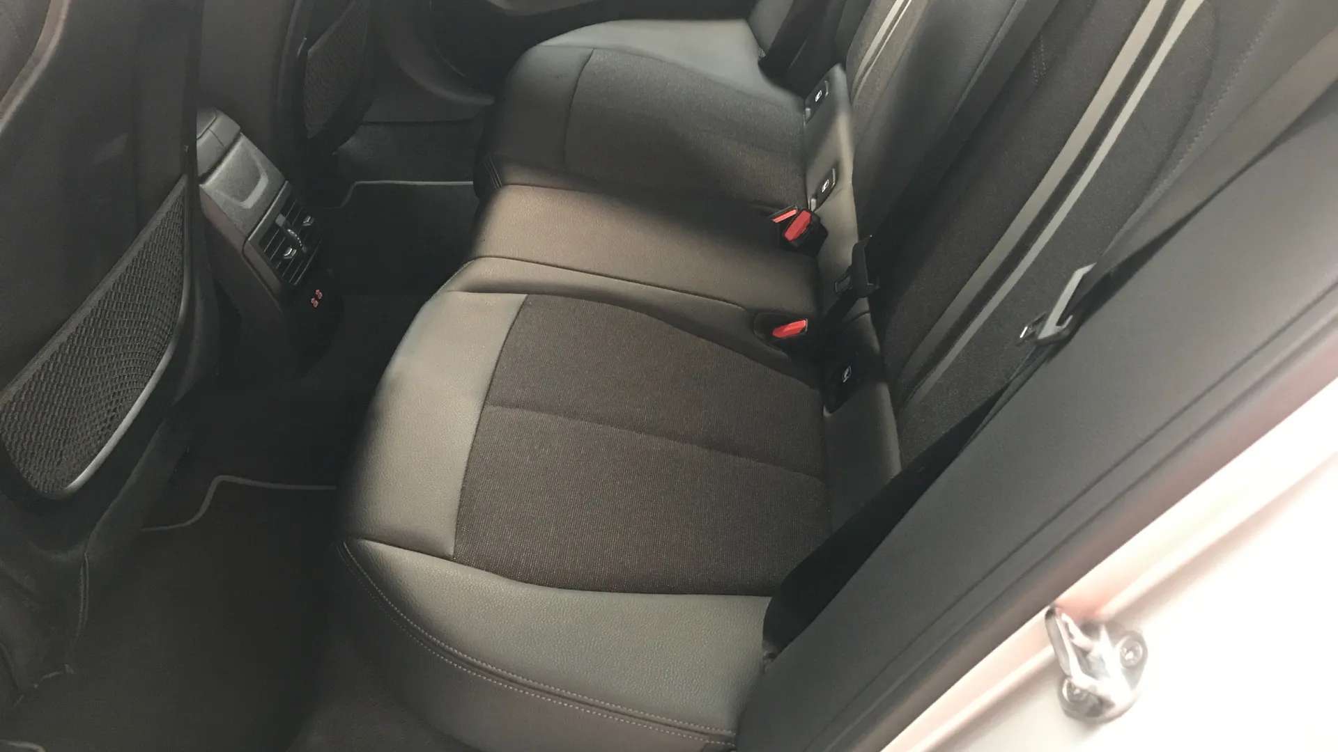 2019 BMW 1 SERIES 2019 BMW 1 SERIES