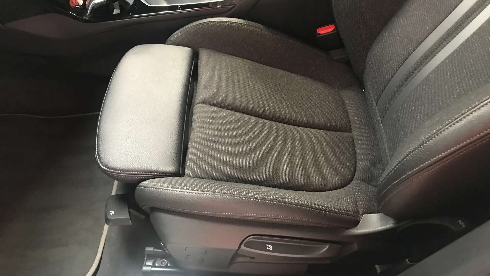 2019 BMW 1 SERIES 2019 BMW 1 SERIES