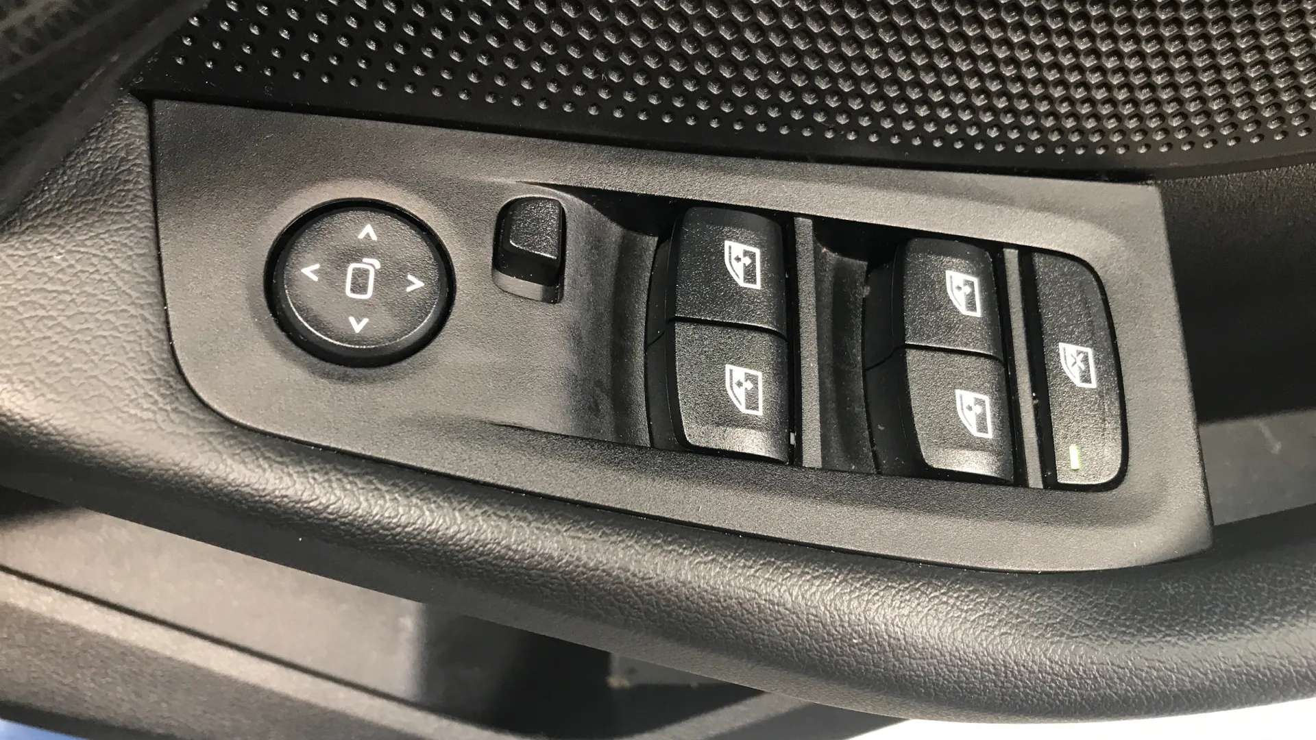 2021 BMW 1 SERIES 2021 BMW 1 SERIES