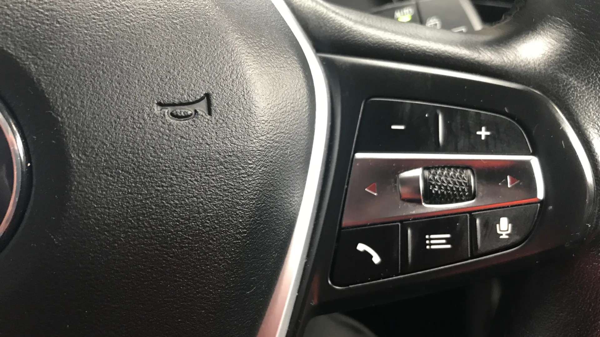 2021 BMW 1 SERIES 2021 BMW 1 SERIES