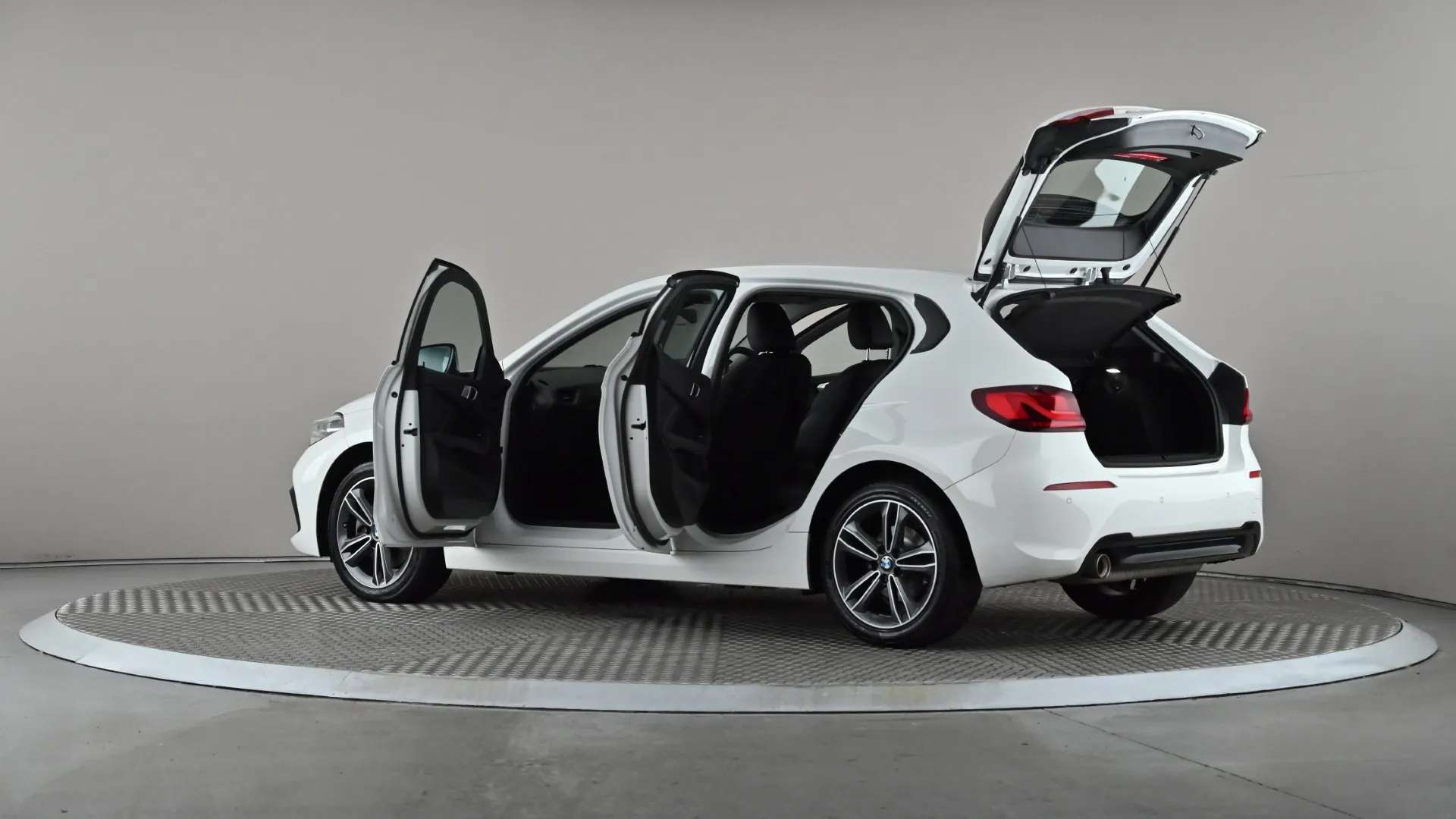 2020 BMW 1 SERIES 2020 BMW 1 SERIES
