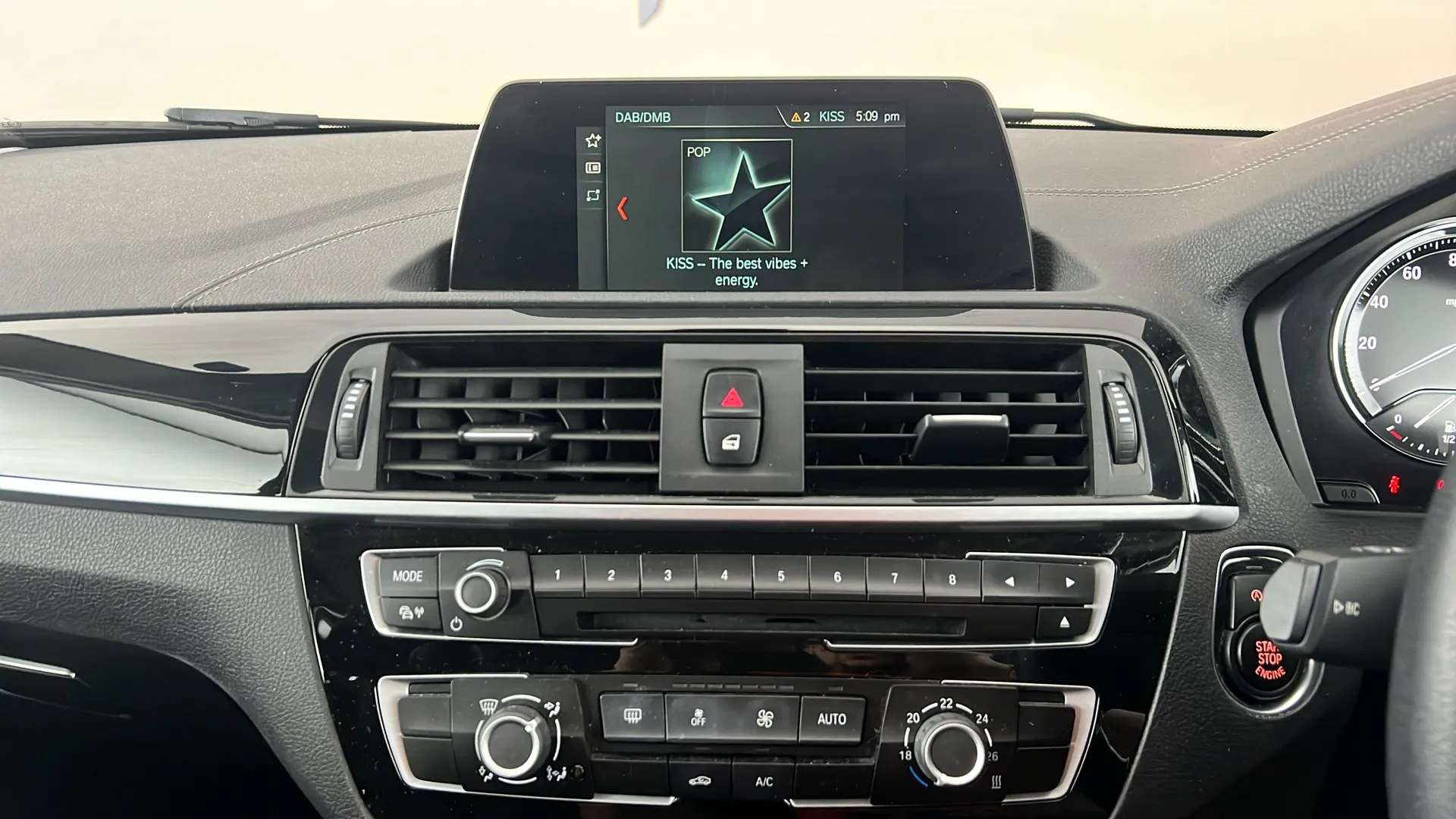 2018 BMW 1 SERIES 2018 BMW 1 SERIES