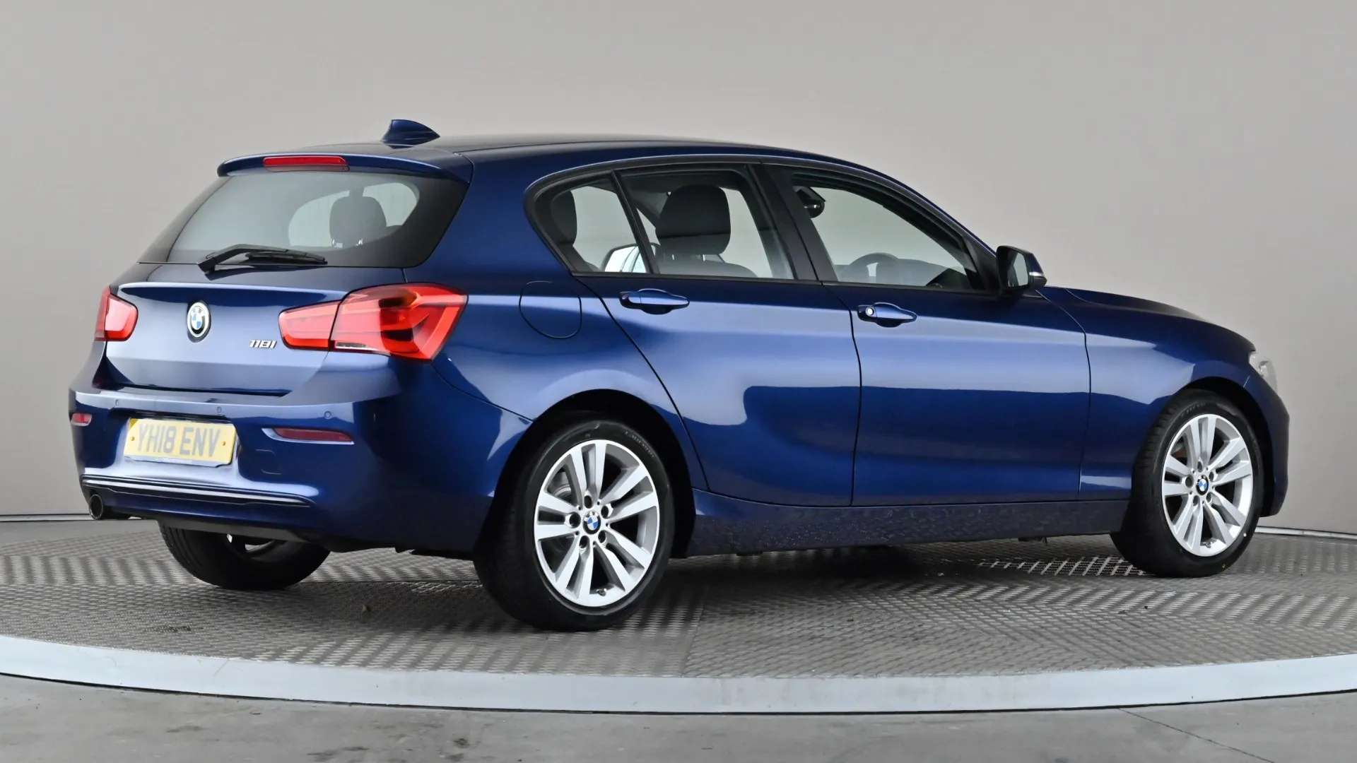 2018 BMW 1 SERIES 2018 BMW 1 SERIES