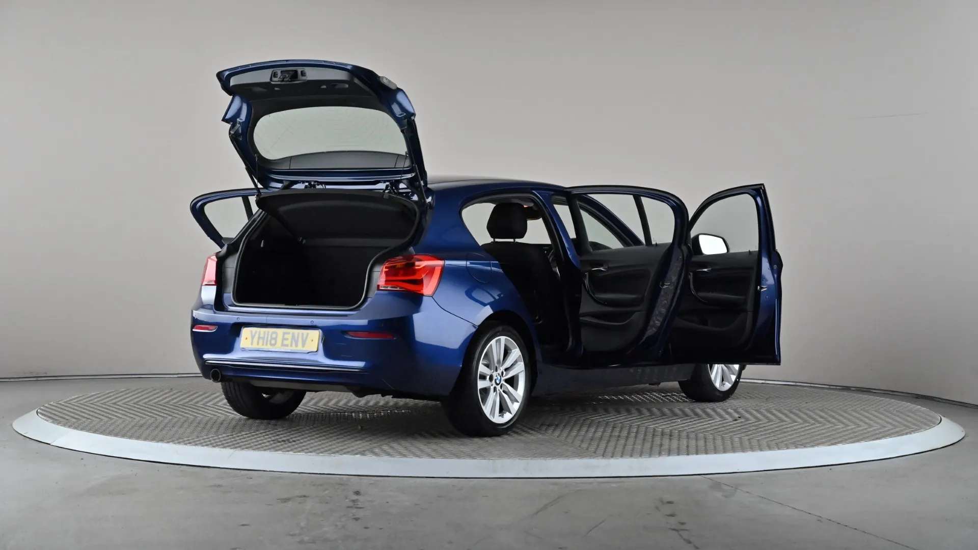 2018 BMW 1 SERIES 2018 BMW 1 SERIES