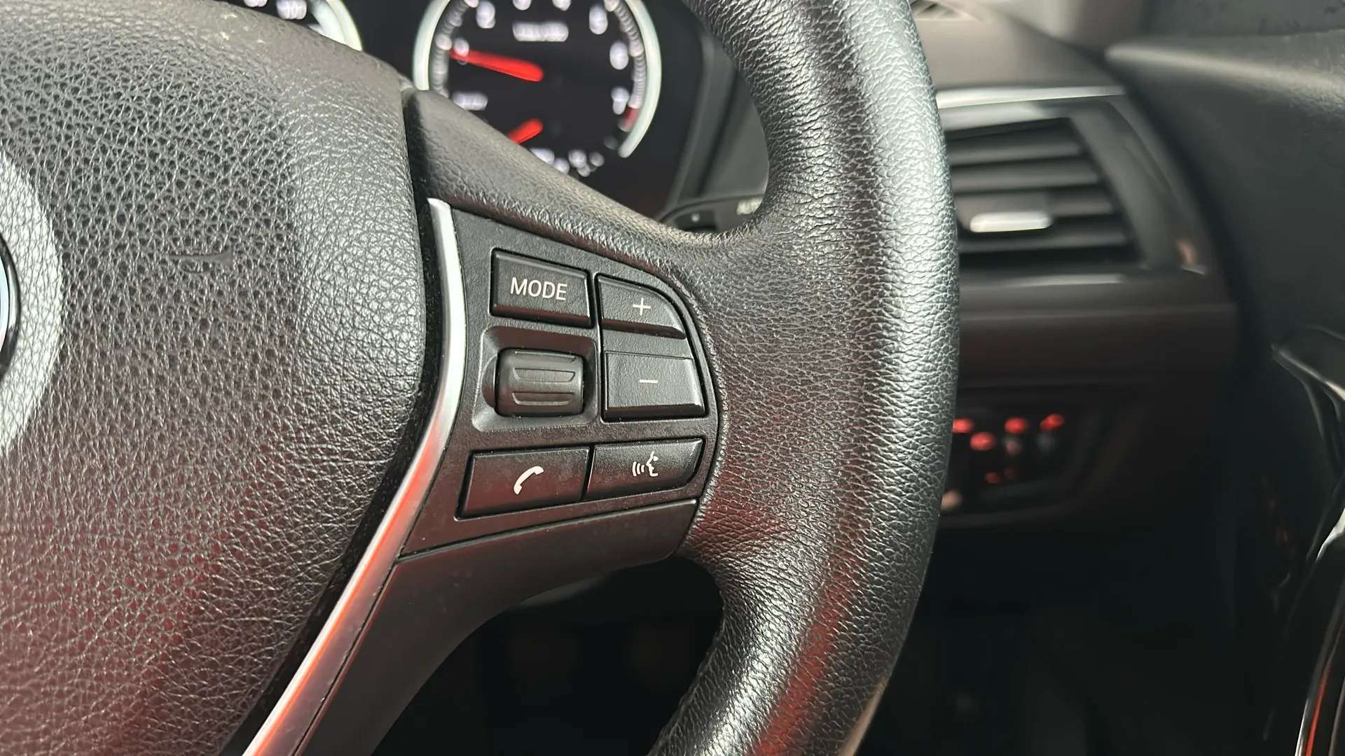 2018 BMW 1 SERIES 2018 BMW 1 SERIES