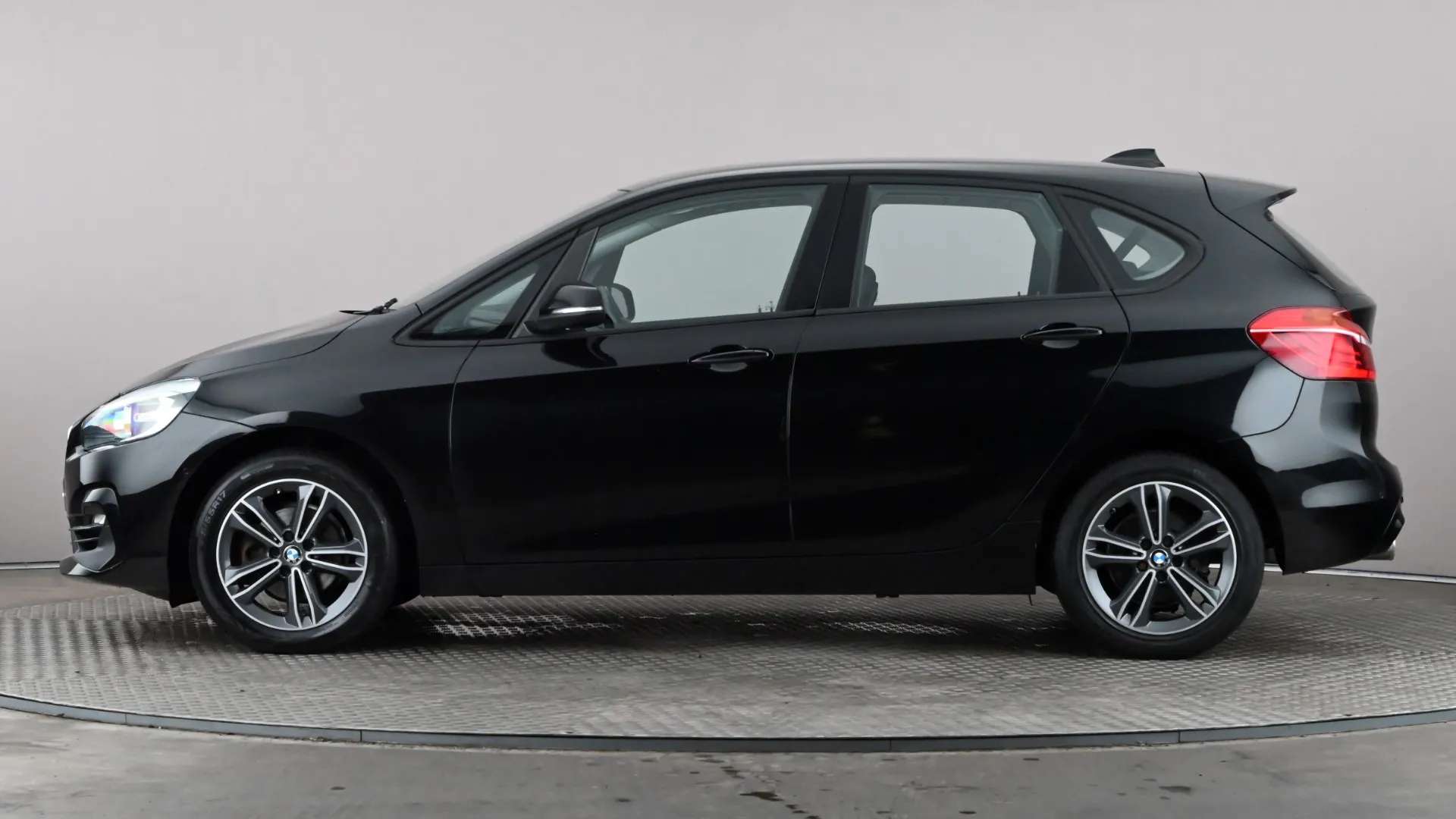 A 2018 BMW 2 SERIES ACTIVE TOURER 218i Sport A 2018 BMW 2 SERIES ACTIVE TOURER 218i Sport