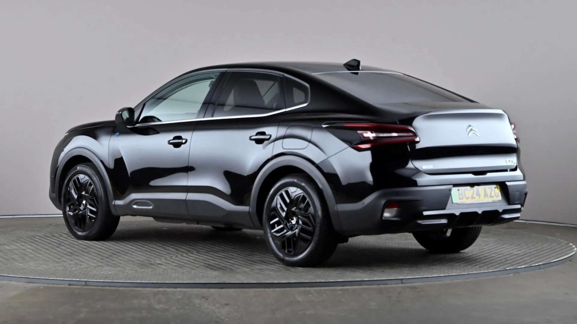 A 2024 CITROEN C4 X 100kW E-Series 50kWh Auto A 2024 CITROEN C4 X 100kW E-Series 50kWh Auto