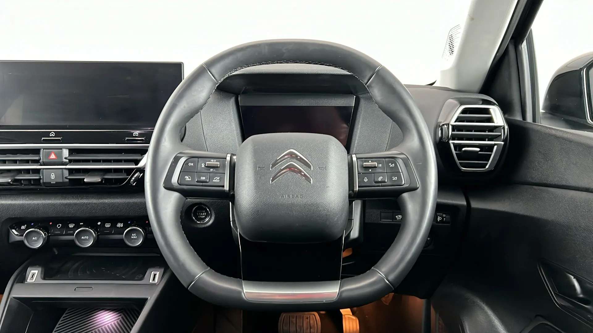 2024 CITROEN C4 X 2024 CITROEN C4 X