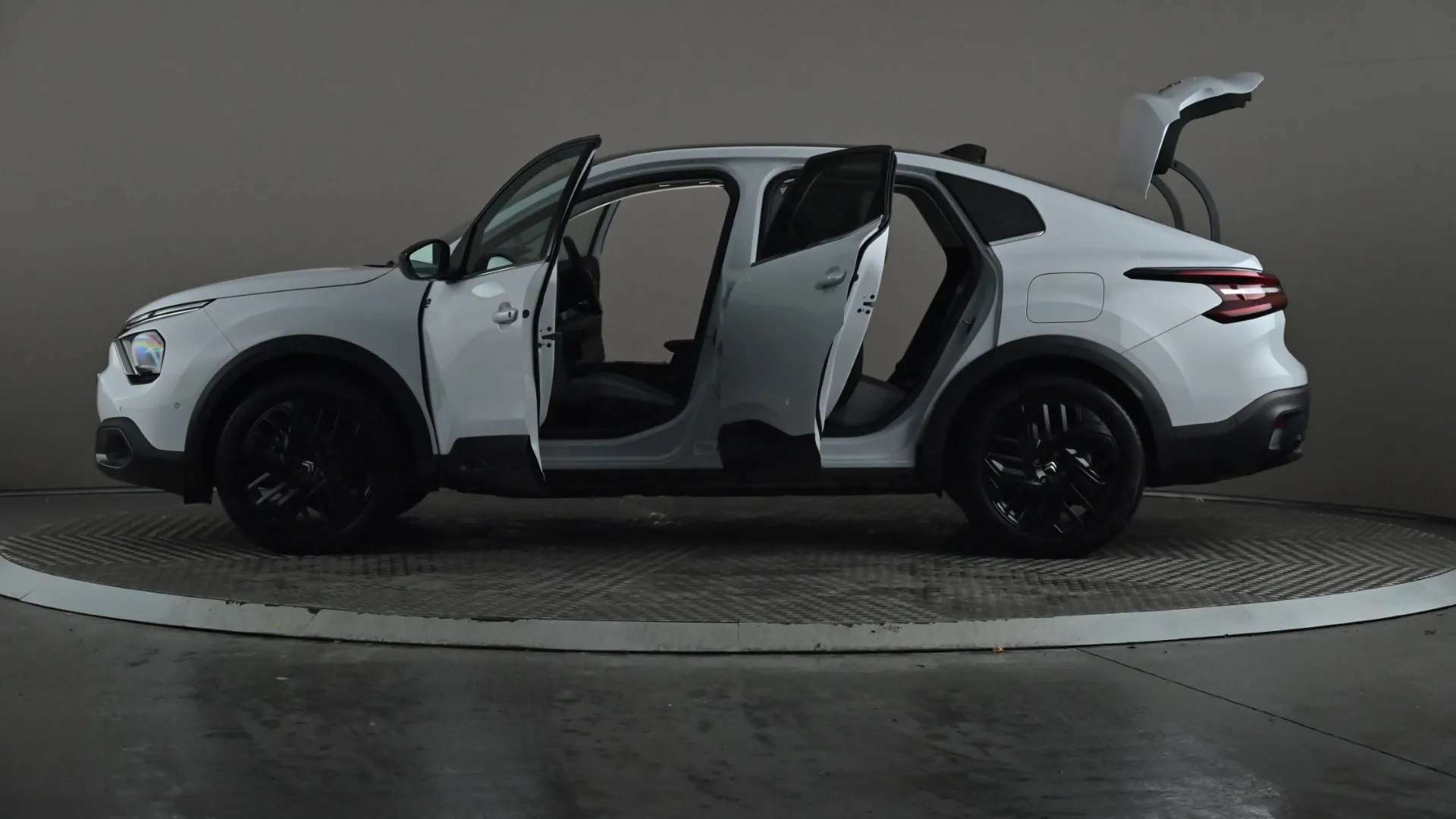 2024 CITROEN C4 X 2024 CITROEN C4 X