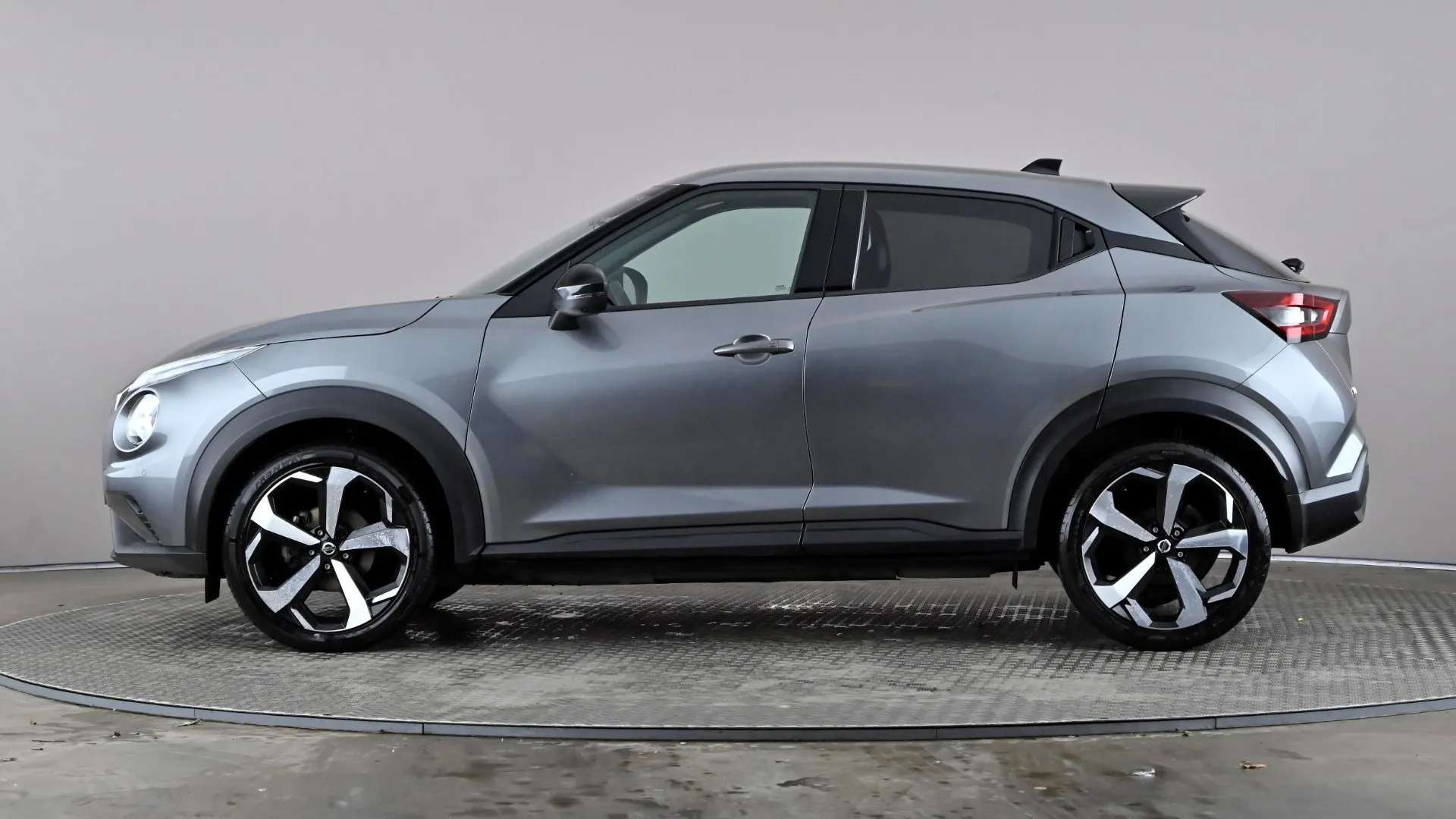 A 2022 NISSAN JUKE 1.0 DiG-T 114 Tekna A 2022 NISSAN JUKE 1.0 DiG-T 114 Tekna