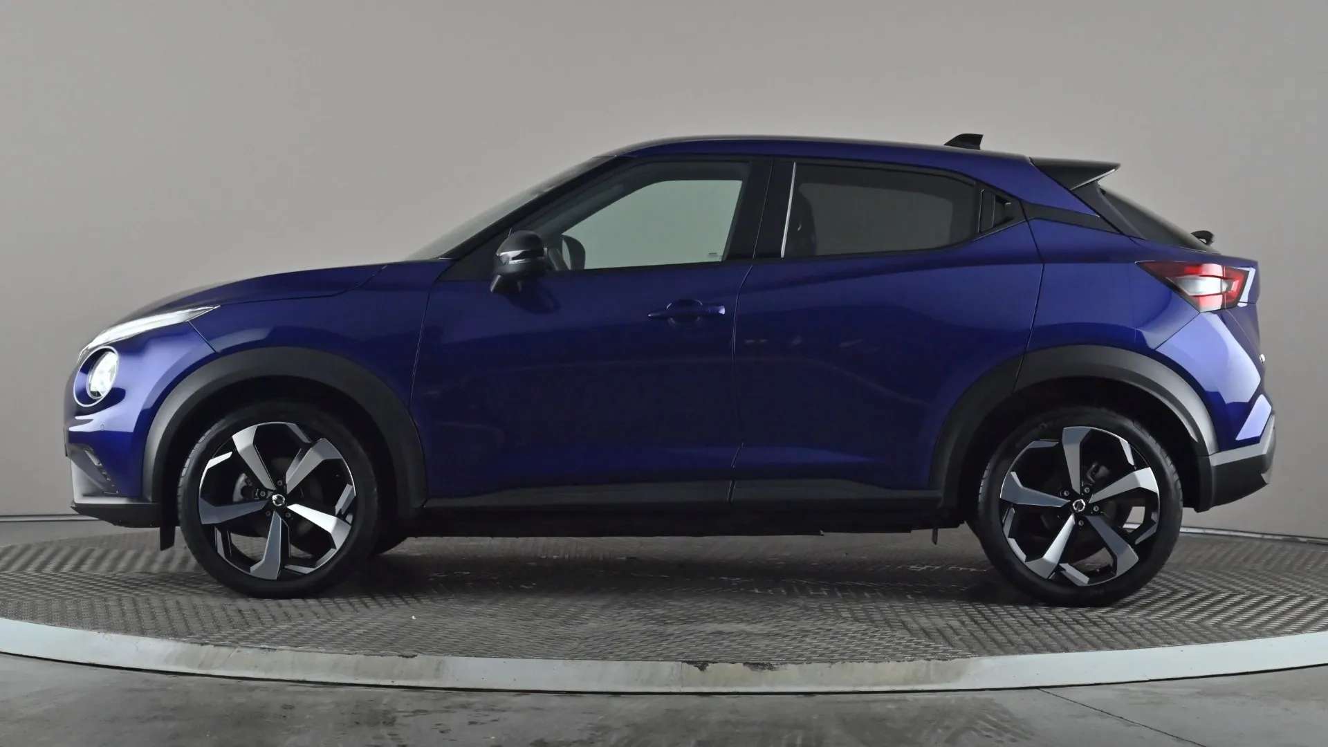 A 2022 NISSAN JUKE 1.0 DiG-T 114 Tekna A 2022 NISSAN JUKE 1.0 DiG-T 114 Tekna