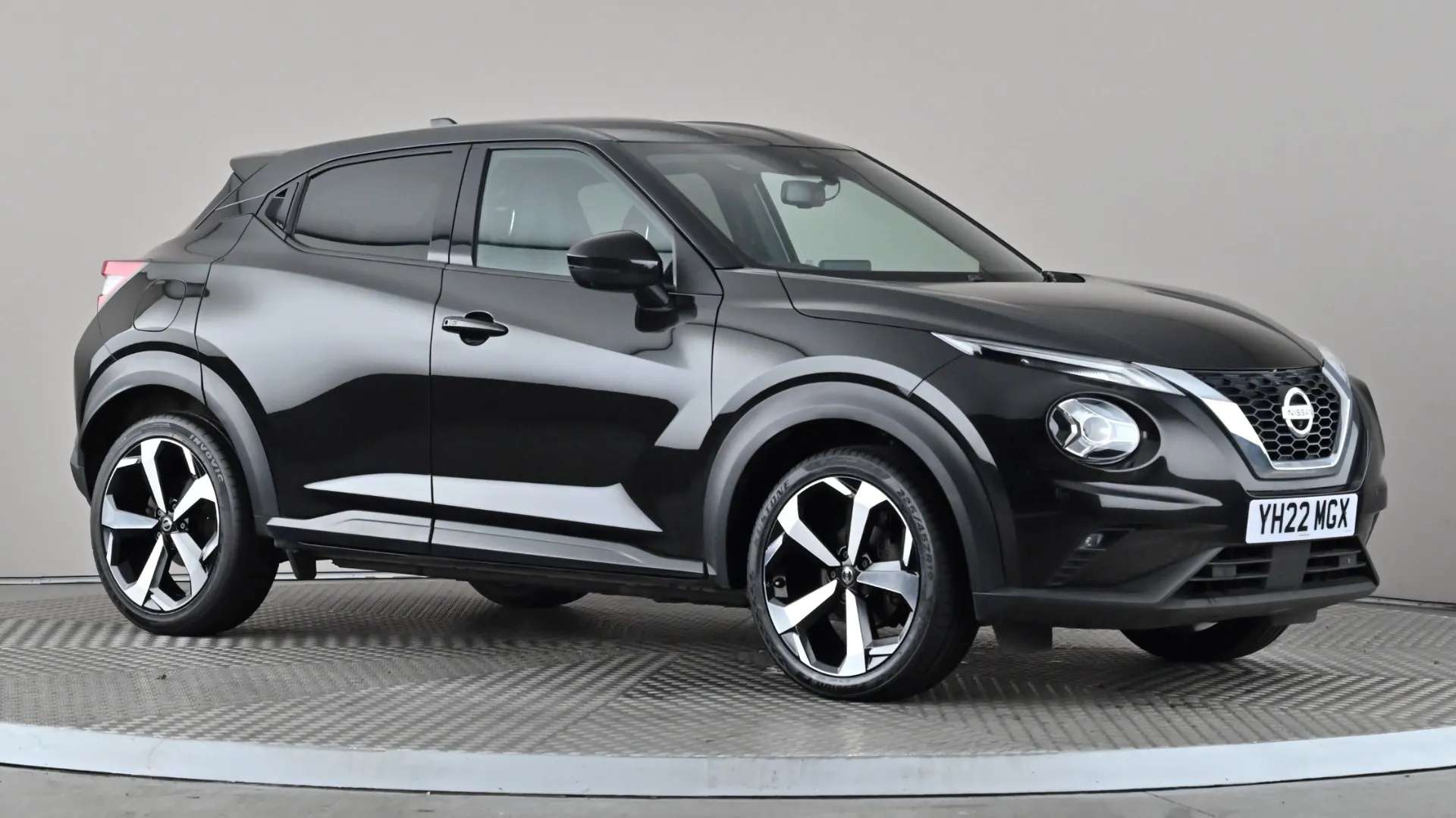 A 2022 NISSAN JUKE 1.0 DiG-T 114 Tekna A 2022 NISSAN JUKE 1.0 DiG-T 114 Tekna