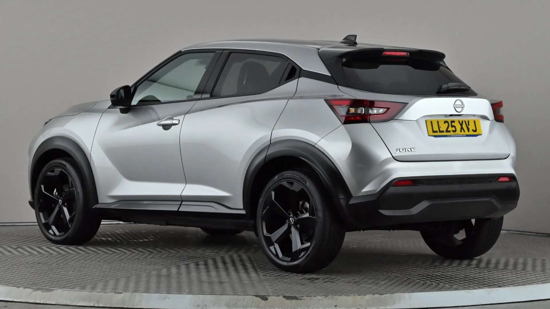 A 2025 NISSAN JUKE 1.0 DiG-T Tekna DCT A 2025 NISSAN JUKE 1.0 DiG-T Tekna DCT