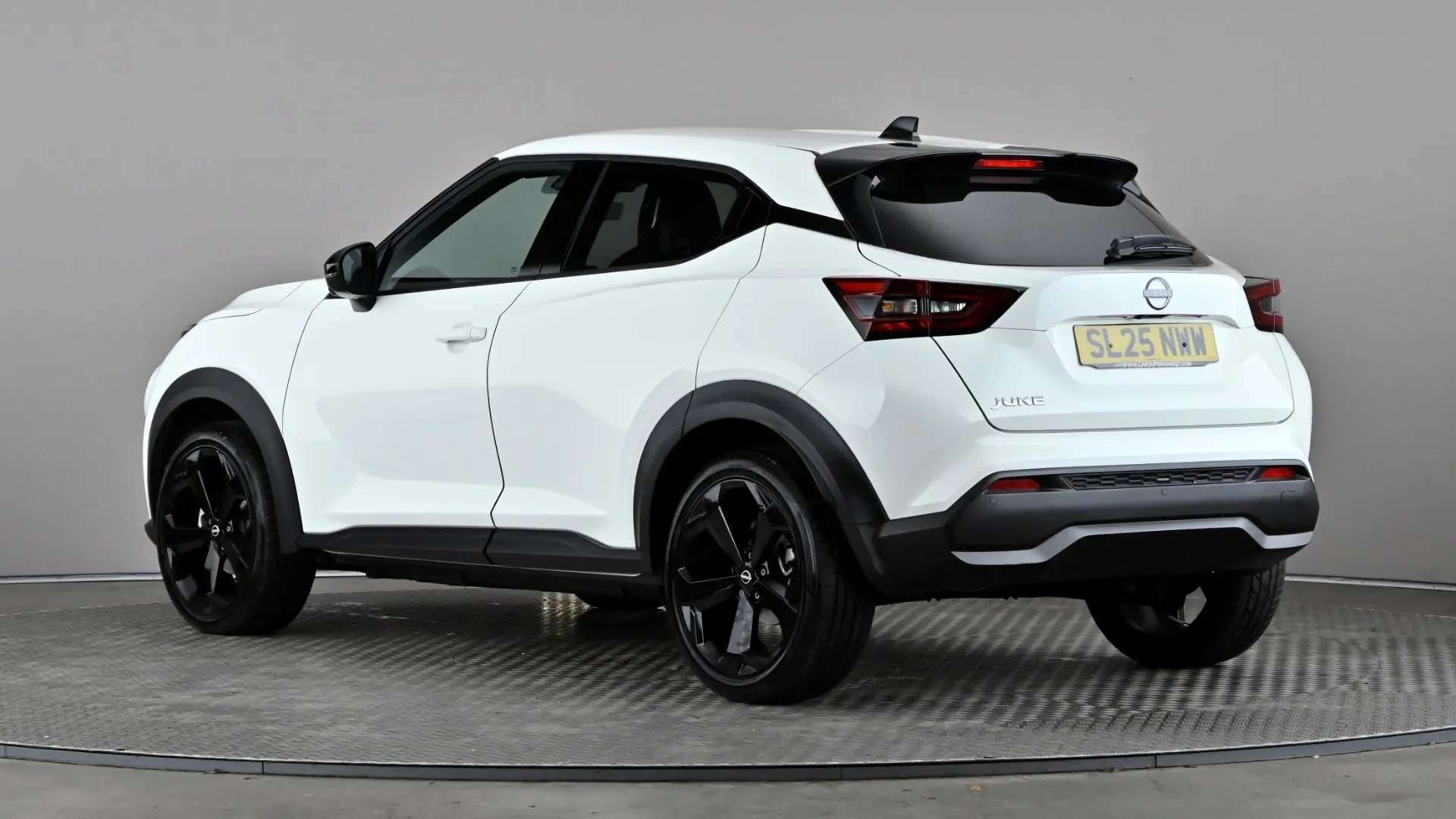 A 2025 NISSAN JUKE 1.0 DiG-T Tekna DCT A 2025 NISSAN JUKE 1.0 DiG-T Tekna DCT