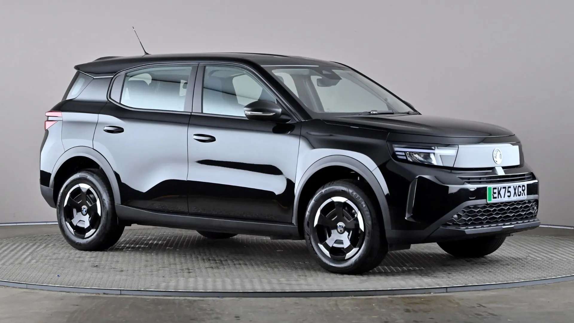 A 2025 VAUXHALL FRONTERA 83kW Design 44kWh Auto A 2025 VAUXHALL FRONTERA 83kW Design 44kWh Auto