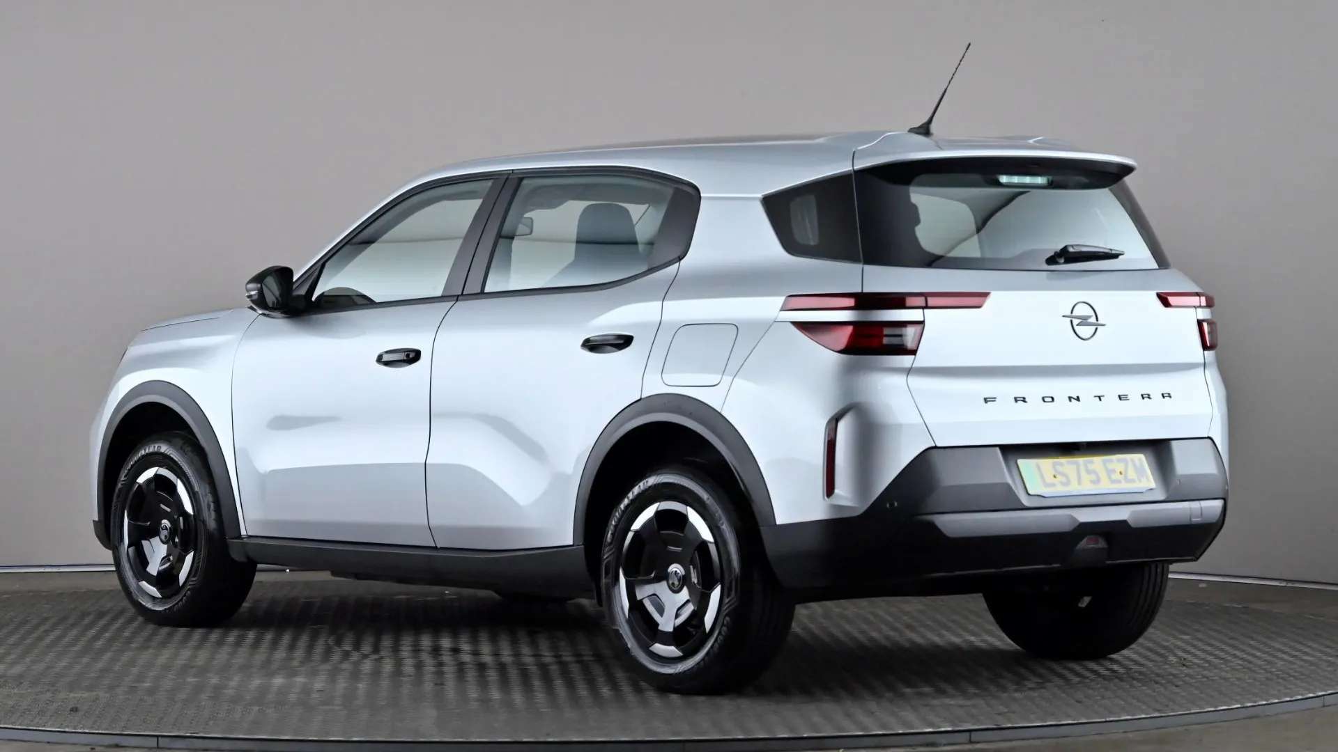A 2025 VAUXHALL FRONTERA 83kW Design 44kWh Auto A 2025 VAUXHALL FRONTERA 83kW Design 44kWh Auto