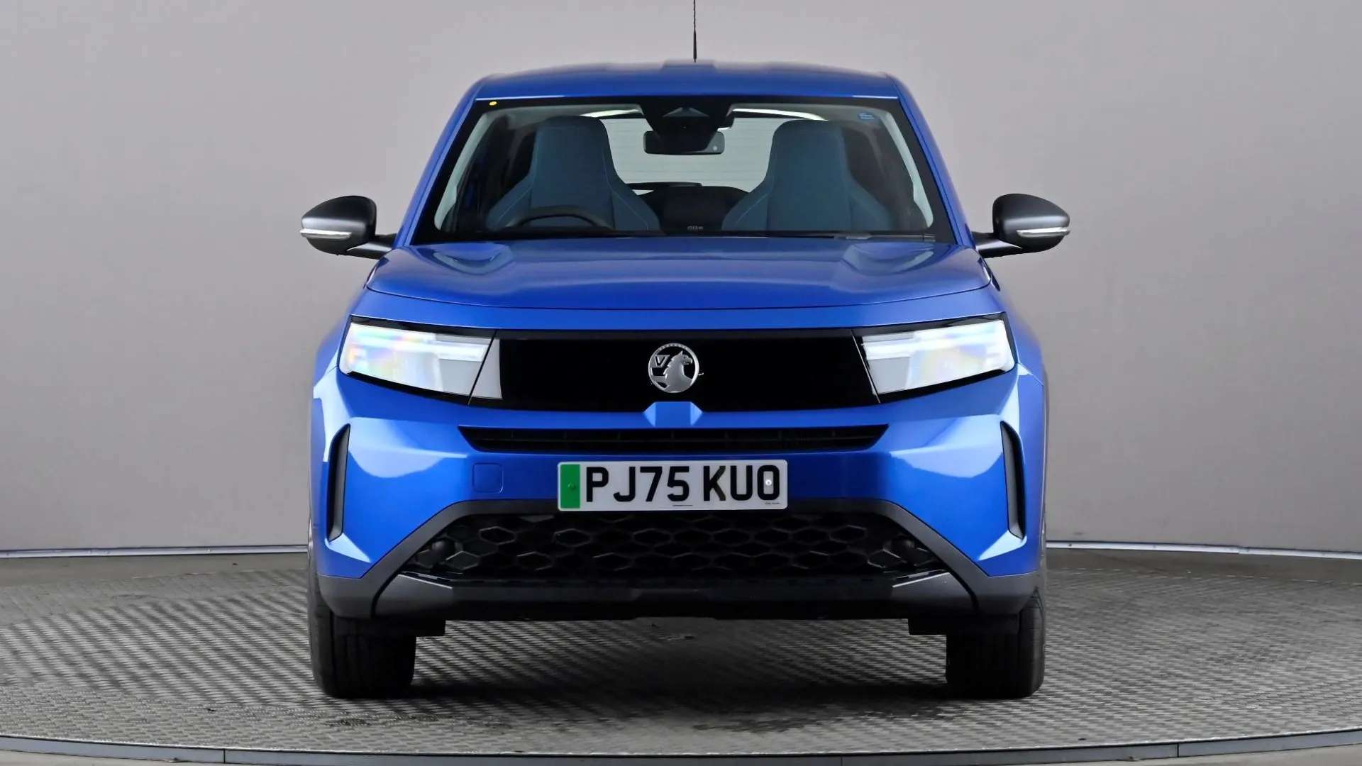 A 2025 VAUXHALL FRONTERA 83kW Design 44kWh Auto A 2025 VAUXHALL FRONTERA 83kW Design 44kWh Auto