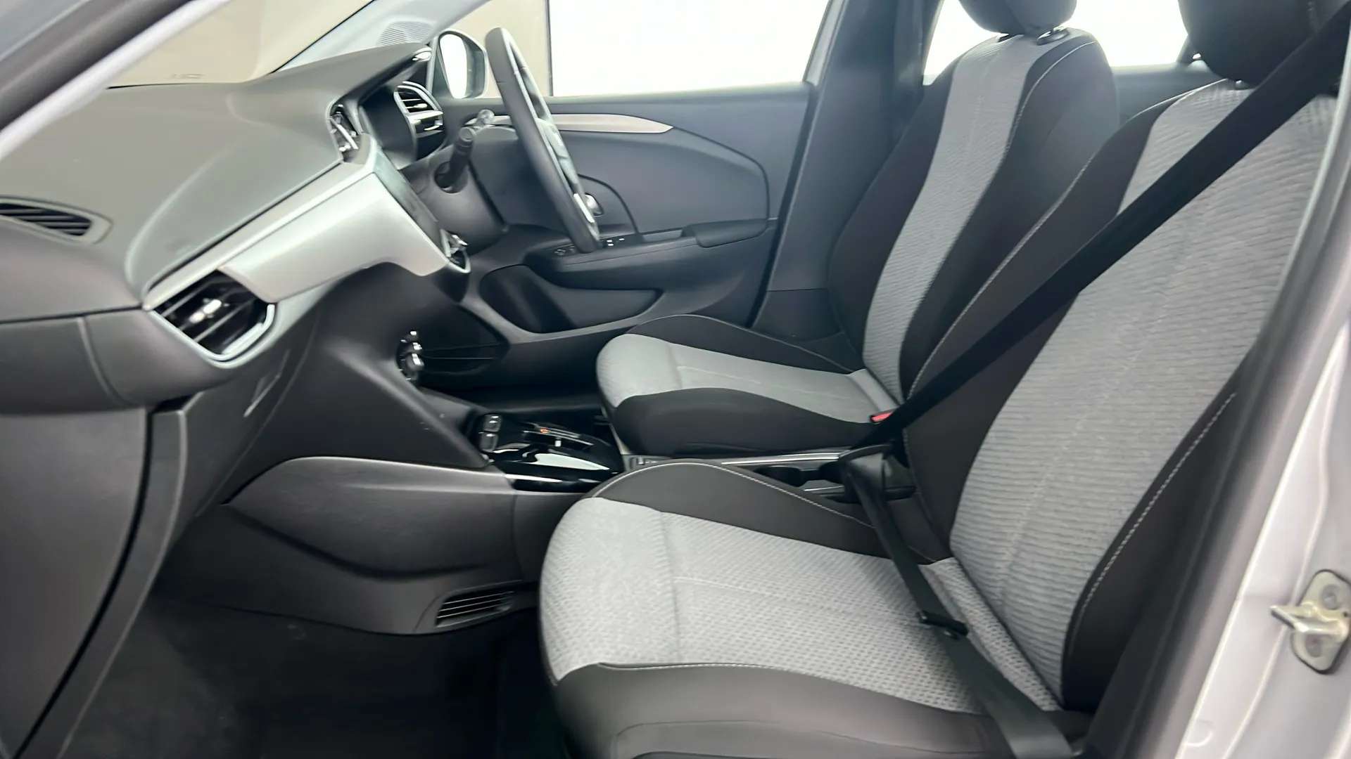 2024 VAUXHALL CORSA 2024 VAUXHALL CORSA