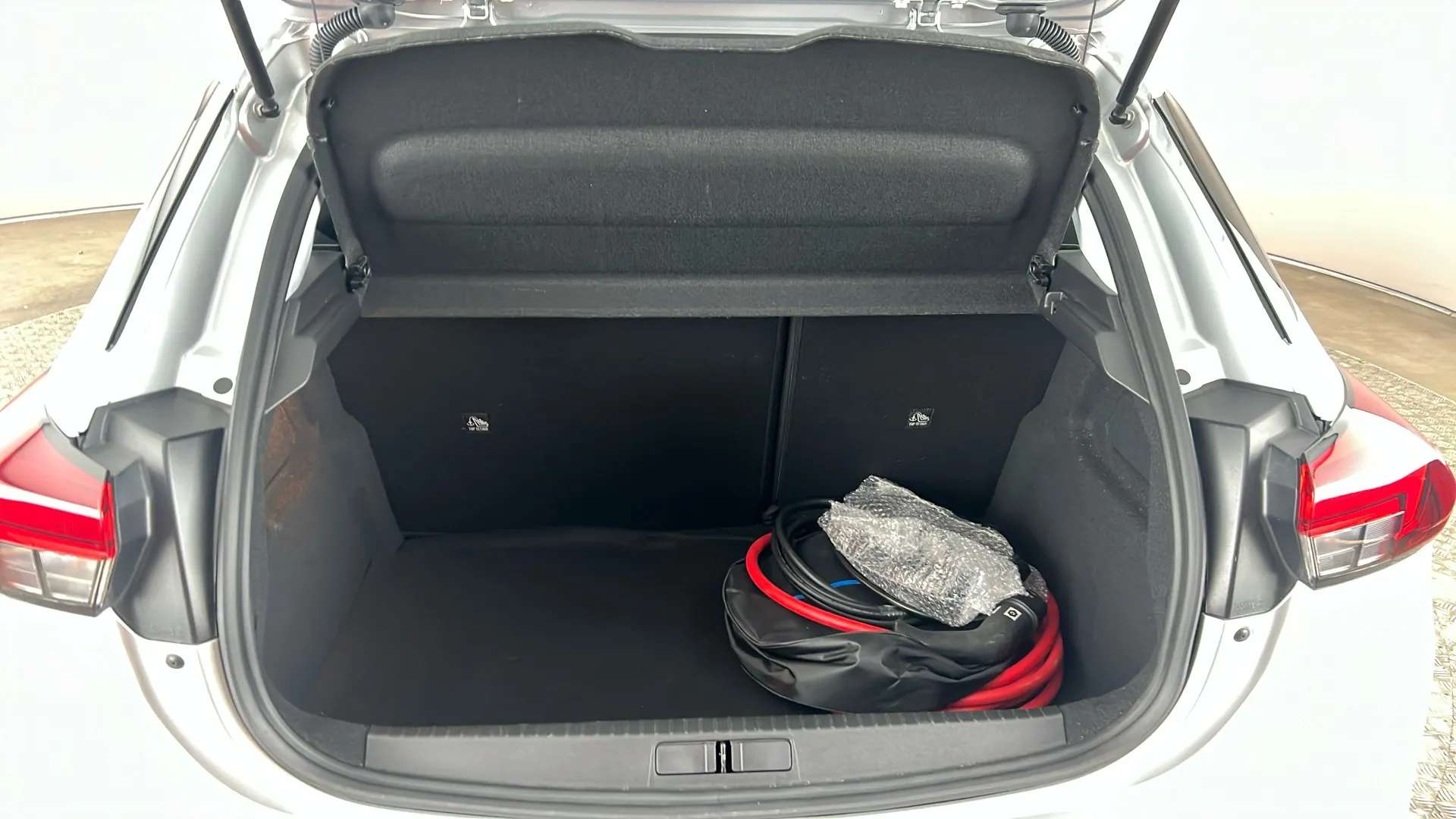 2024 VAUXHALL CORSA 2024 VAUXHALL CORSA