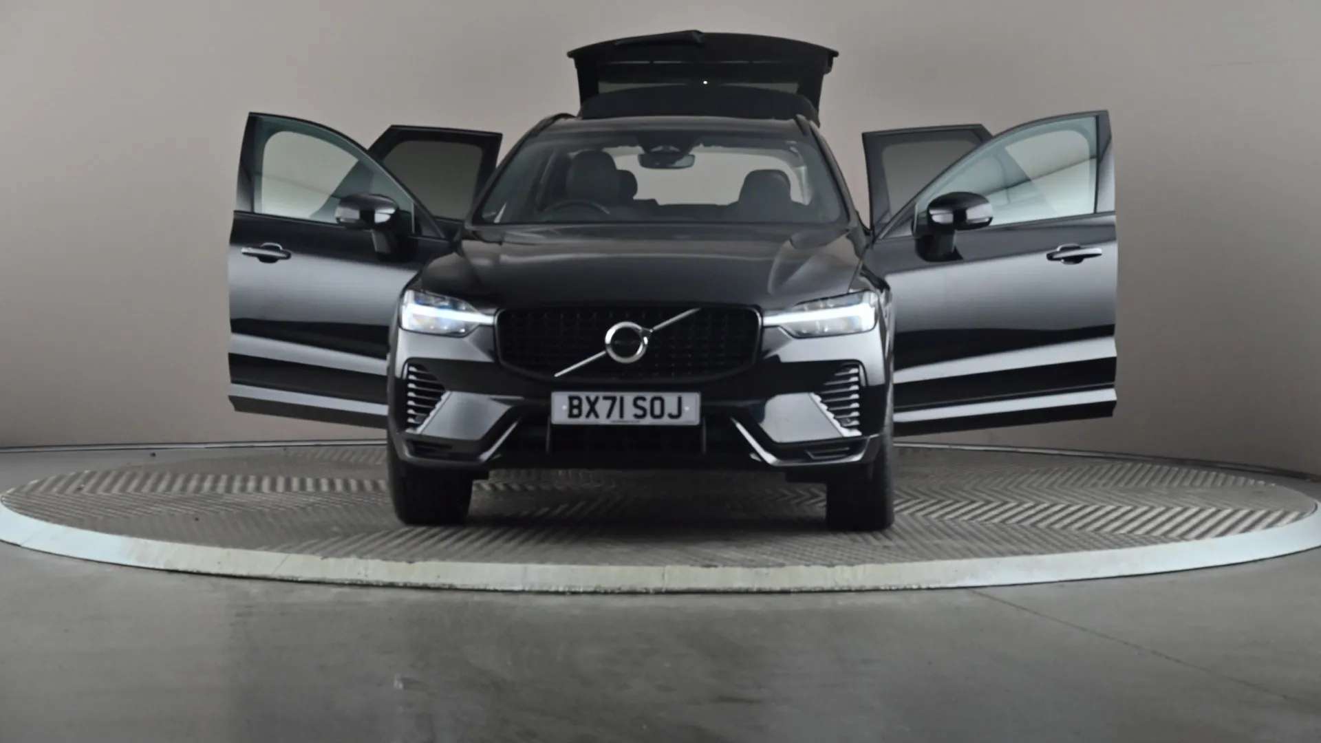 2021 VOLVO XC60 2021 VOLVO XC60