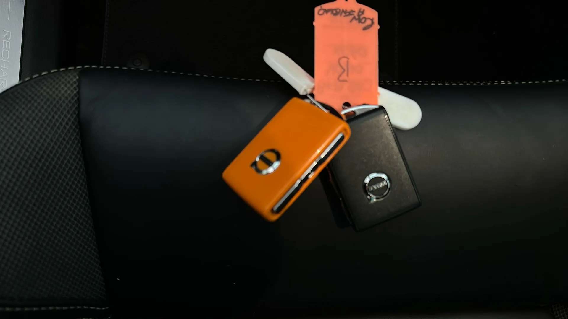 2021 VOLVO XC60 2021 VOLVO XC60