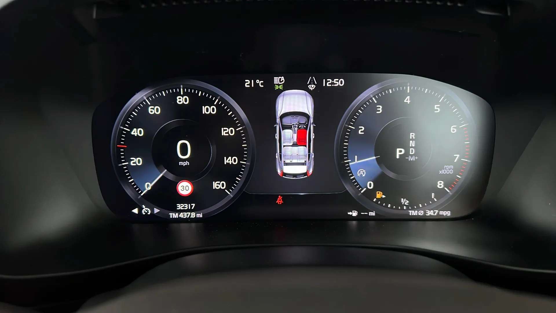 2021 VOLVO XC40 2021 VOLVO XC40