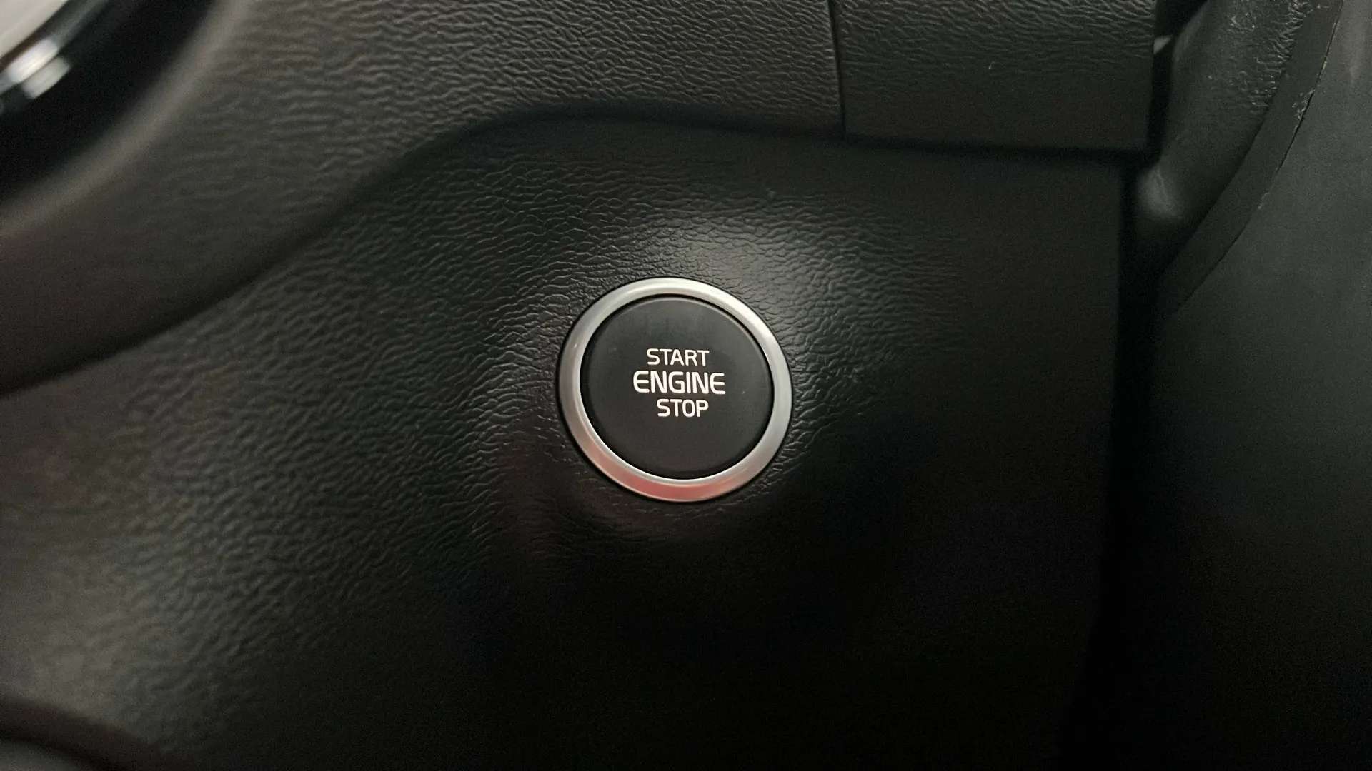 2021 VOLVO XC40 2021 VOLVO XC40