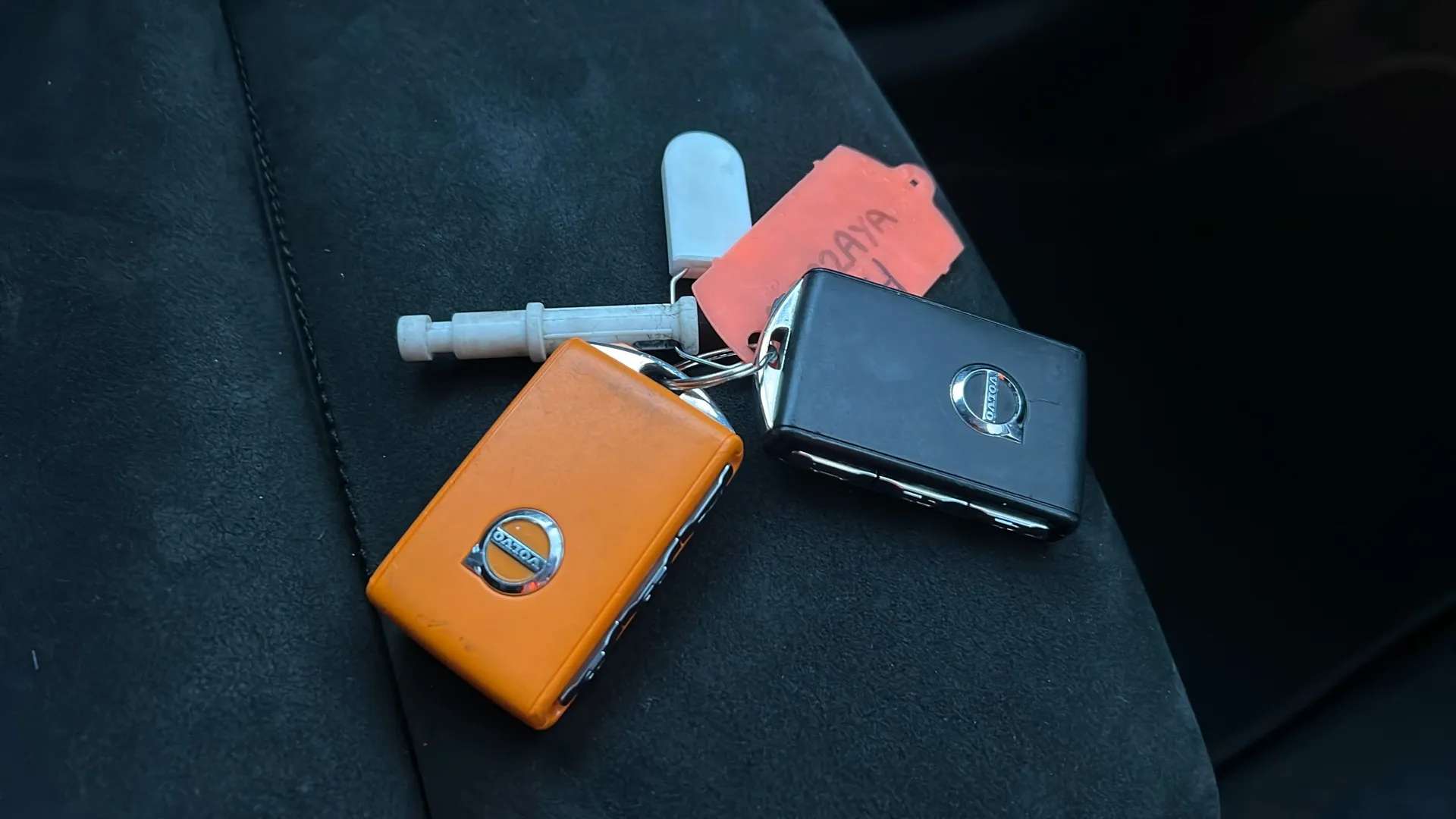 2022 VOLVO XC40 2022 VOLVO XC40