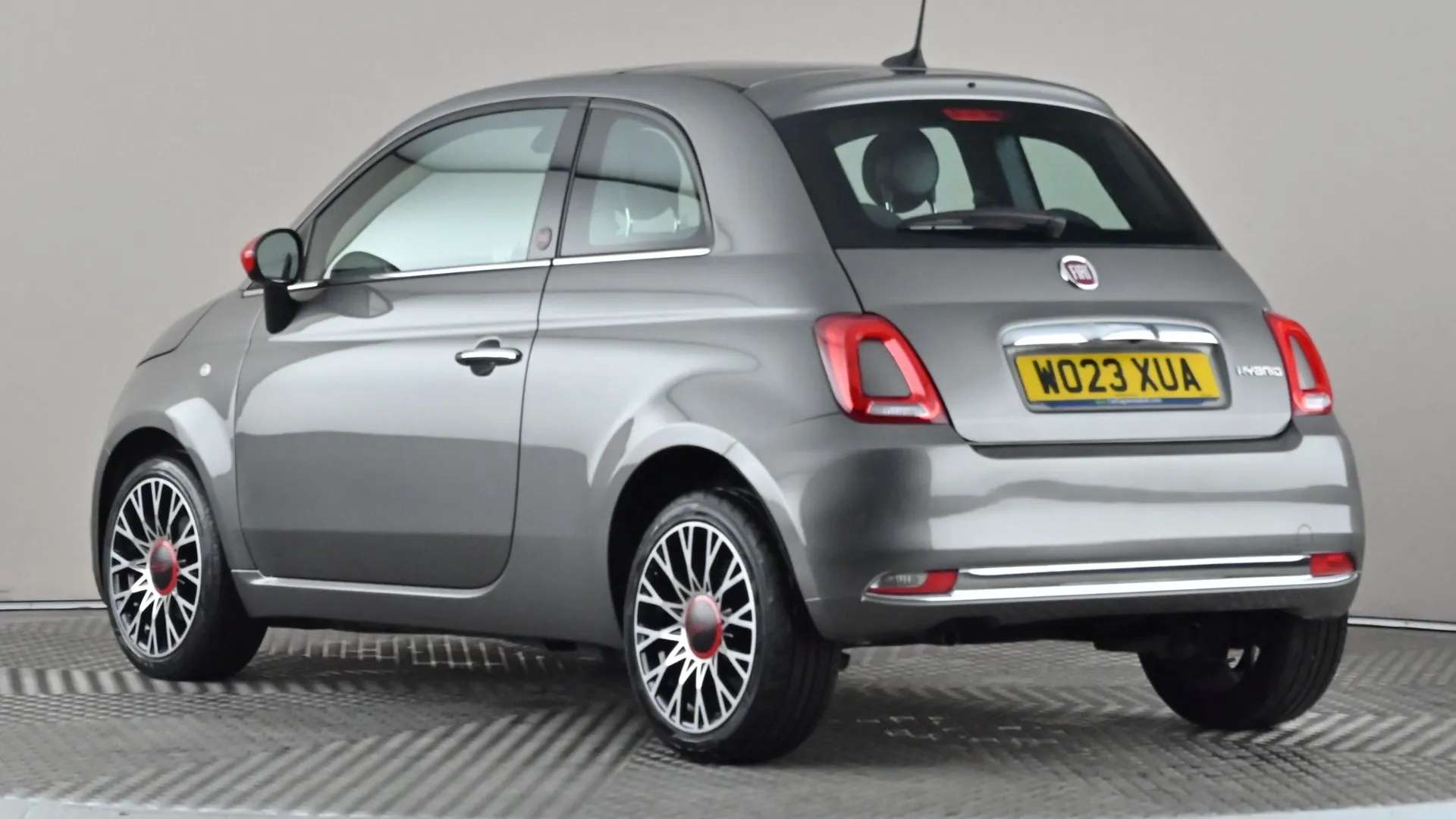 A 2023 FIAT 500 1.0 Mild Hybrid Red A 2023 FIAT 500 1.0 Mild Hybrid Red