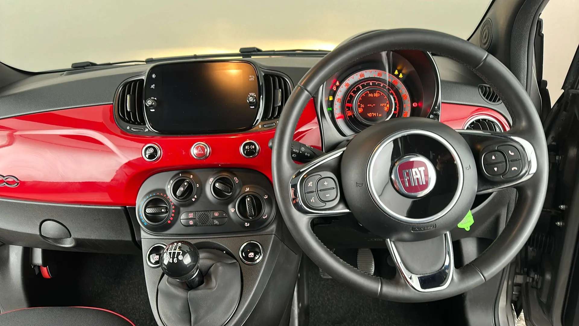 2023 FIAT 500 2023 FIAT 500