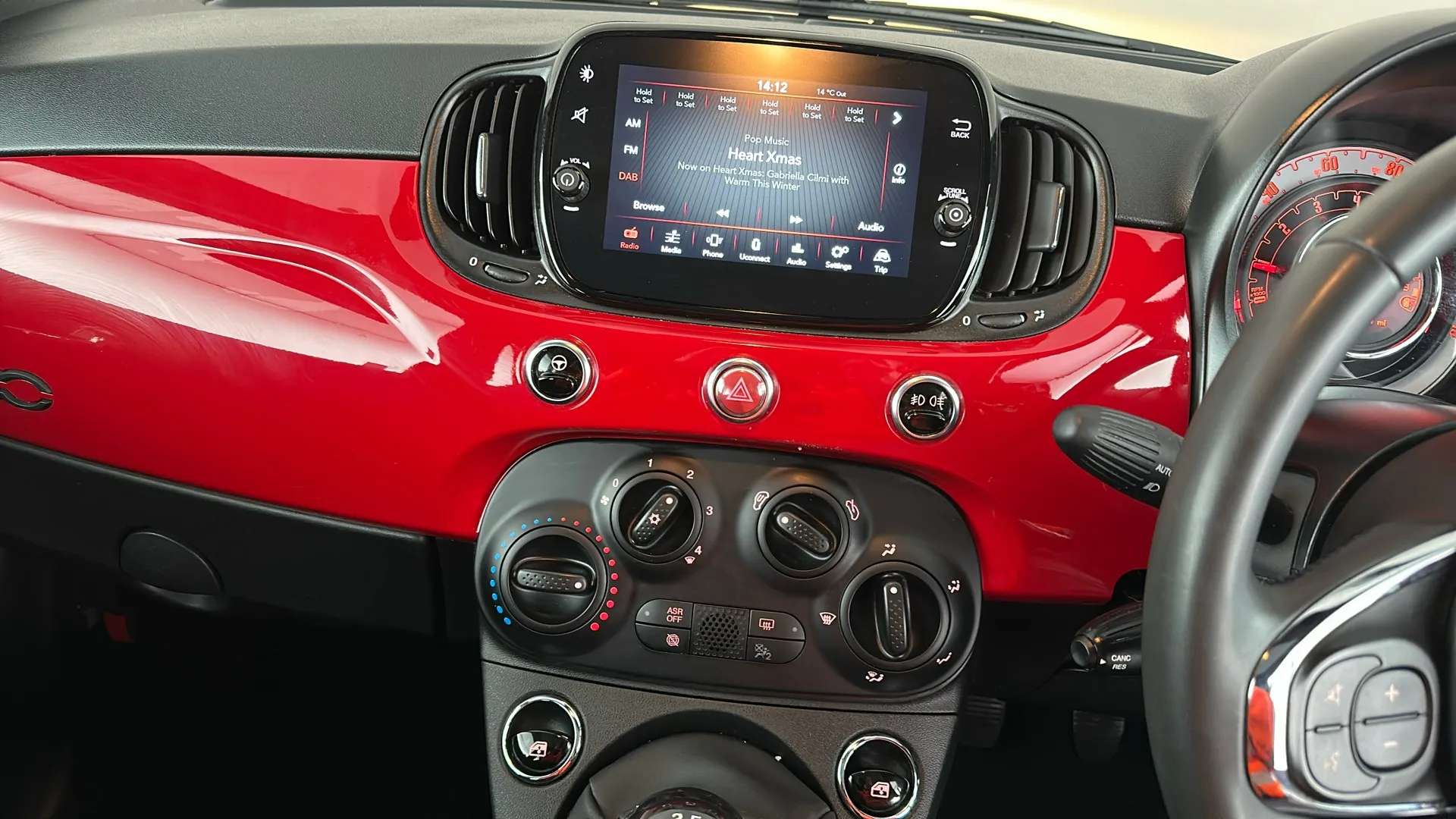 2023 FIAT 500 2023 FIAT 500