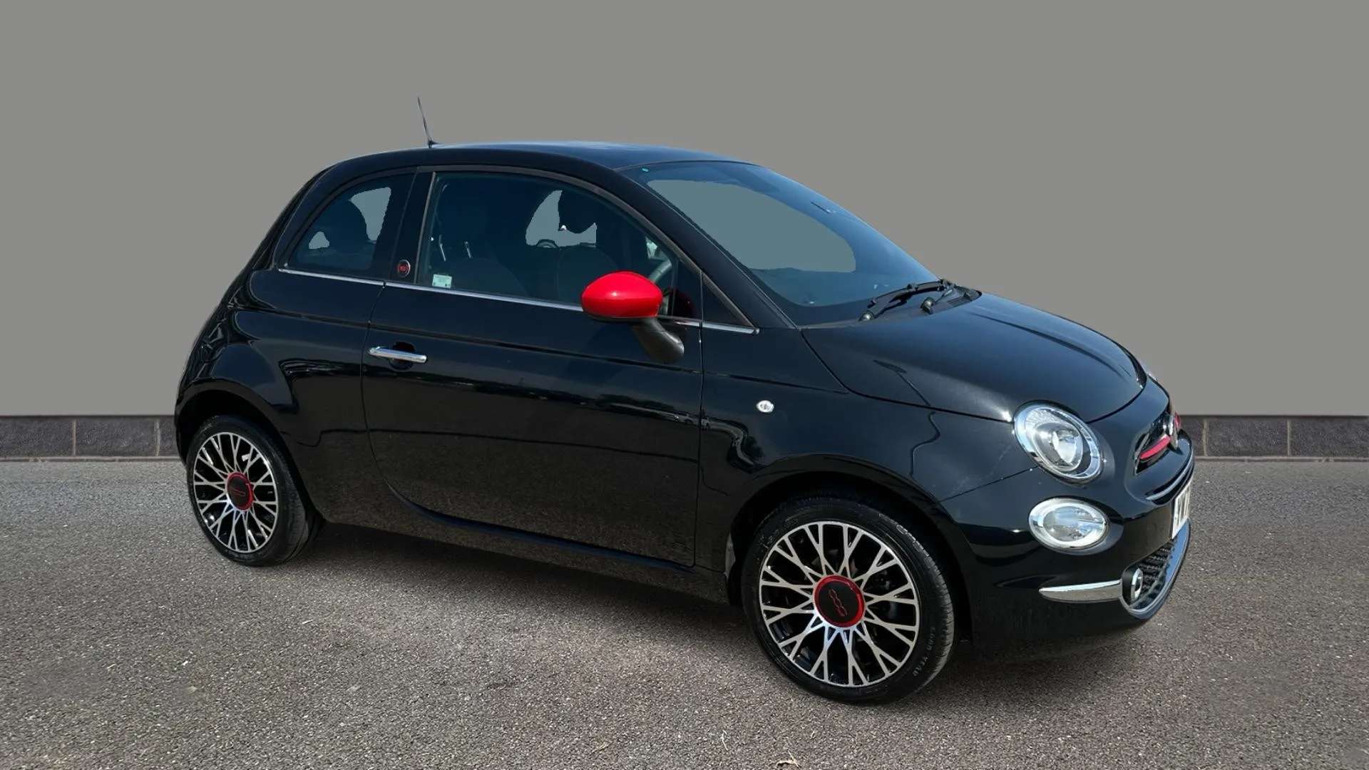 A 2023 FIAT 500 1.0 Mild Hybrid Red A 2023 FIAT 500 1.0 Mild Hybrid Red