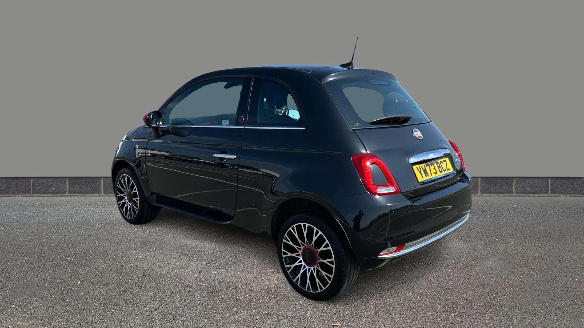A 2023 FIAT 500 1.0 Mild Hybrid Red A 2023 FIAT 500 1.0 Mild Hybrid Red