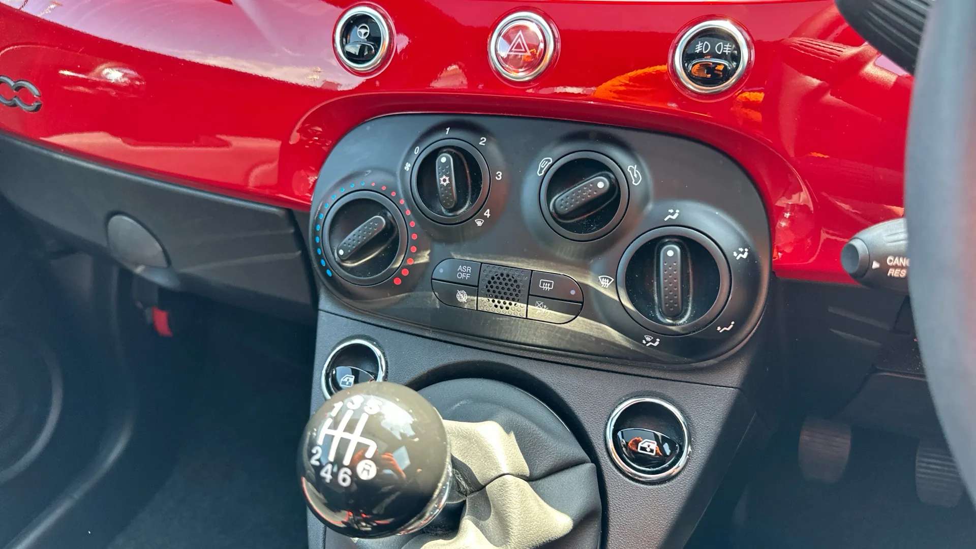 2023 FIAT 500 2023 FIAT 500