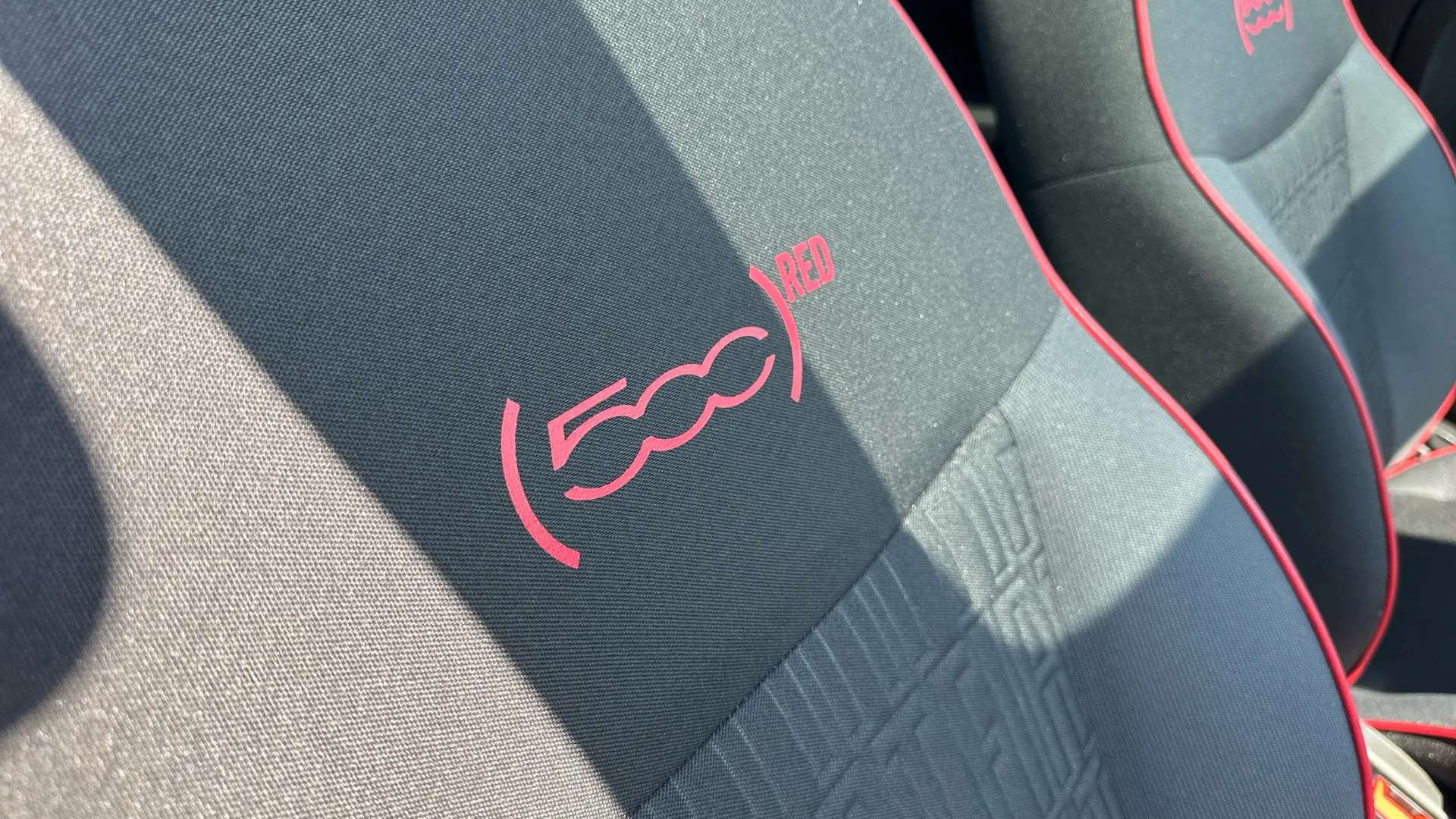 2023 FIAT 500 2023 FIAT 500