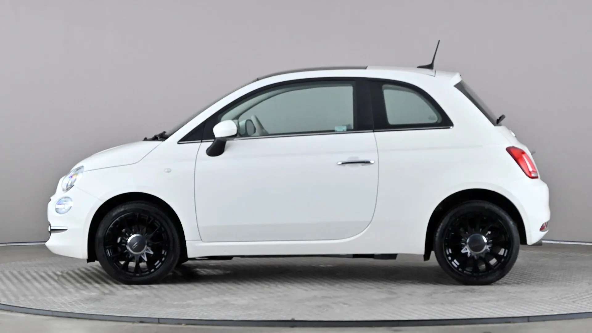 A 2024 FIAT 500 1.0 Mild Hybrid Top A 2024 FIAT 500 1.0 Mild Hybrid Top