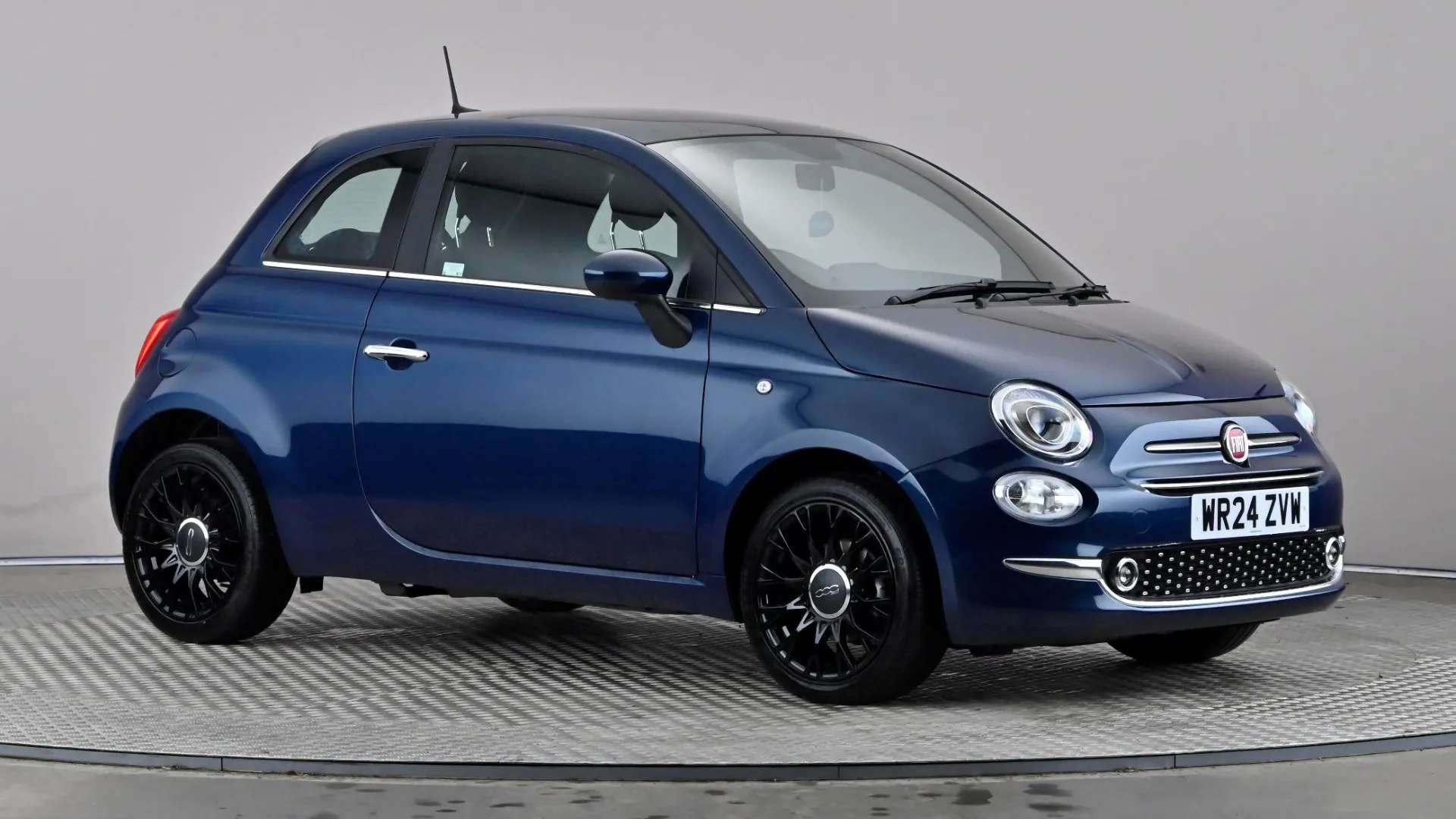 A 2024 FIAT 500 1.0 Mild Hybrid Top A 2024 FIAT 500 1.0 Mild Hybrid Top
