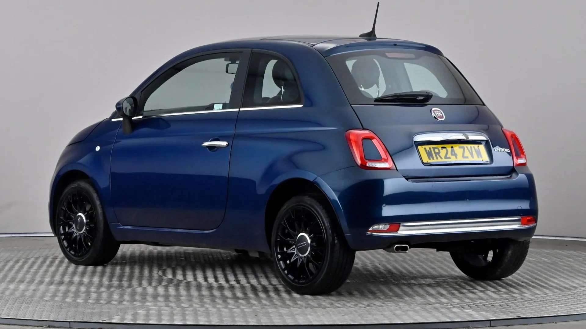 A 2024 FIAT 500 1.0 Mild Hybrid Top A 2024 FIAT 500 1.0 Mild Hybrid Top