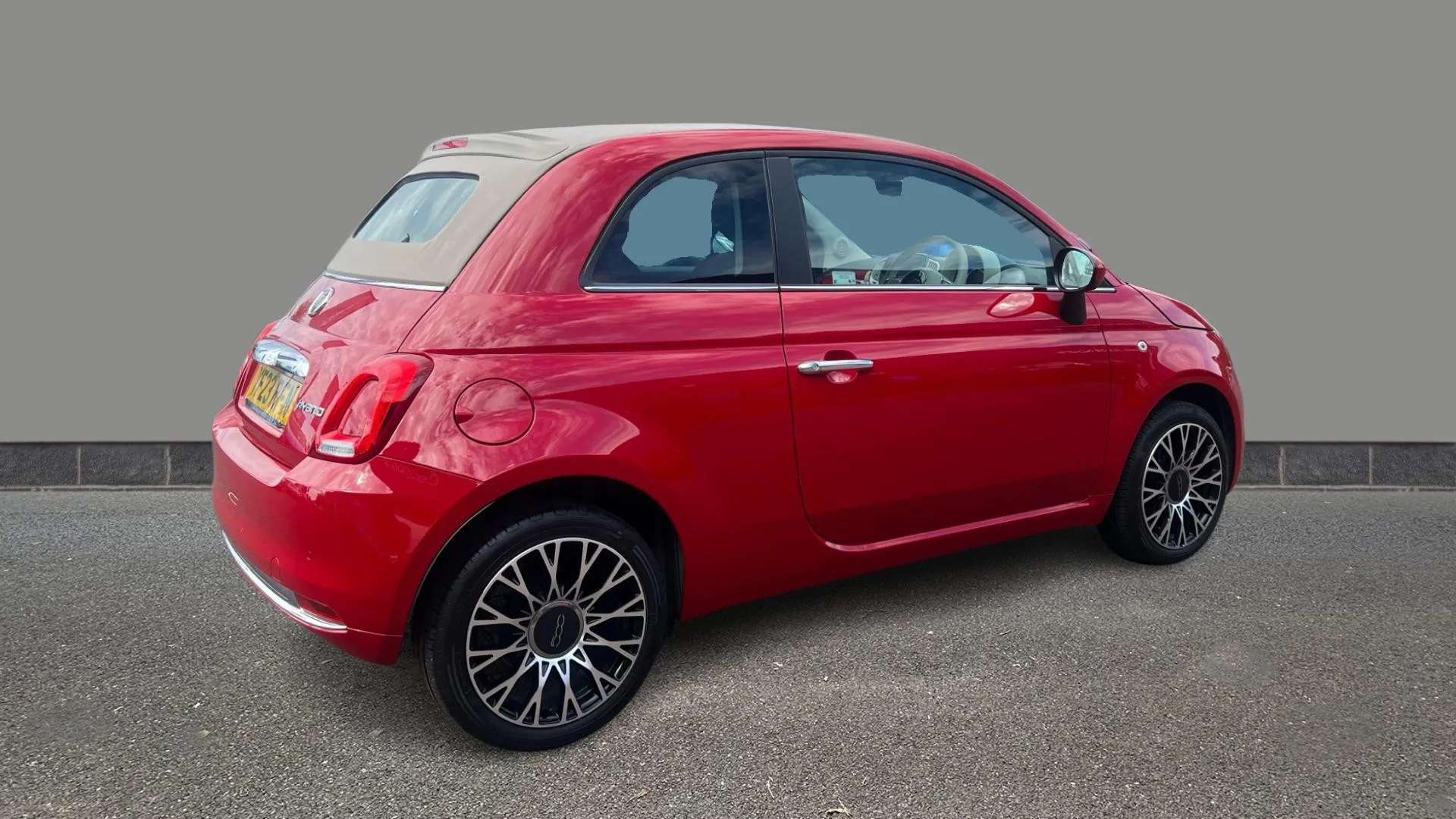 2023 FIAT 500 2023 FIAT 500