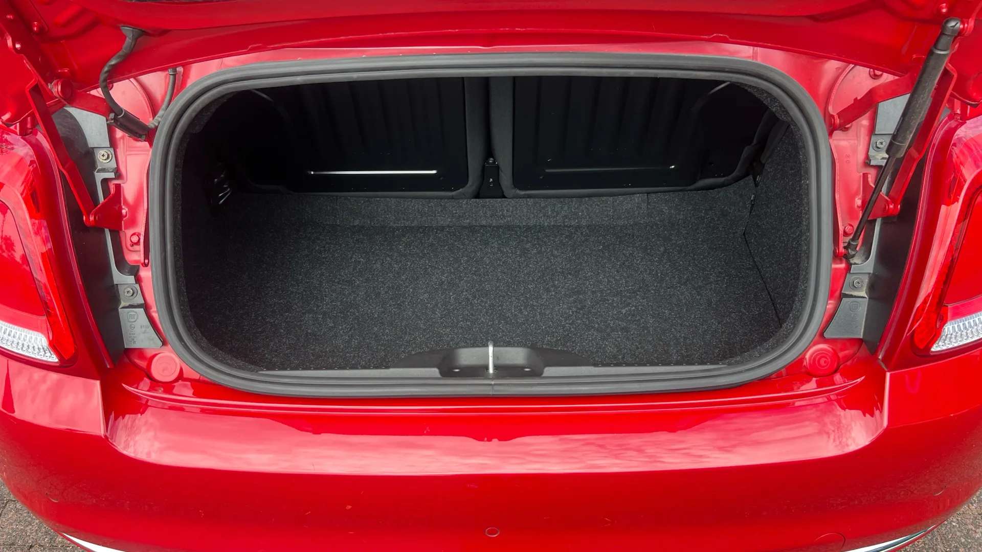 2023 FIAT 500 2023 FIAT 500