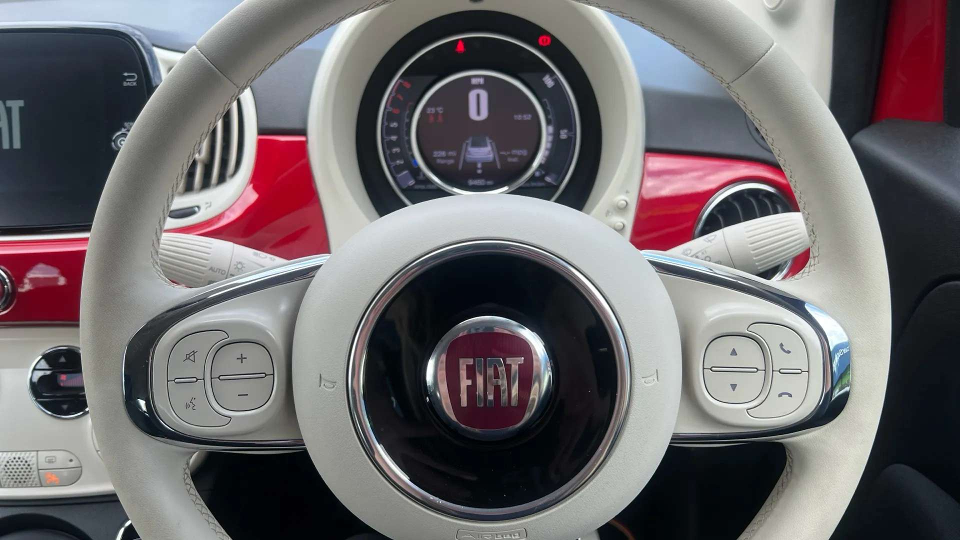 2023 FIAT 500 2023 FIAT 500