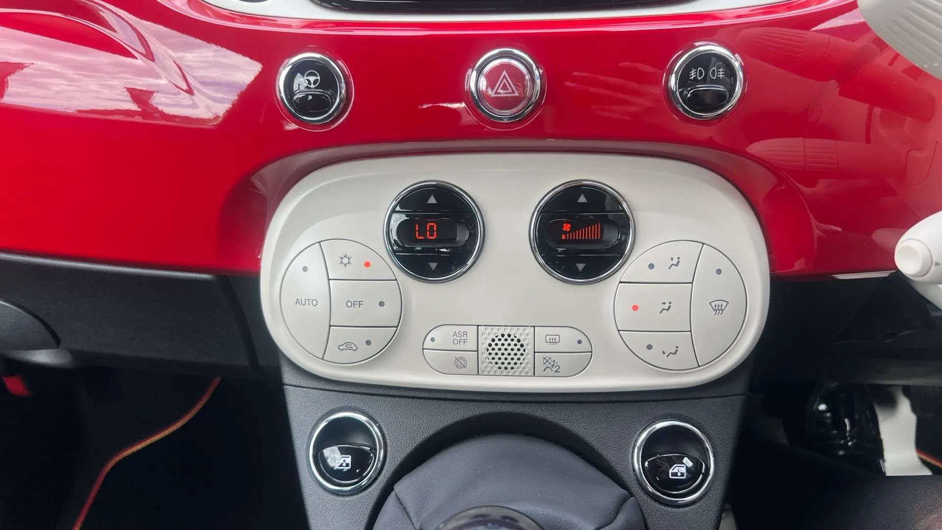 2023 FIAT 500 2023 FIAT 500
