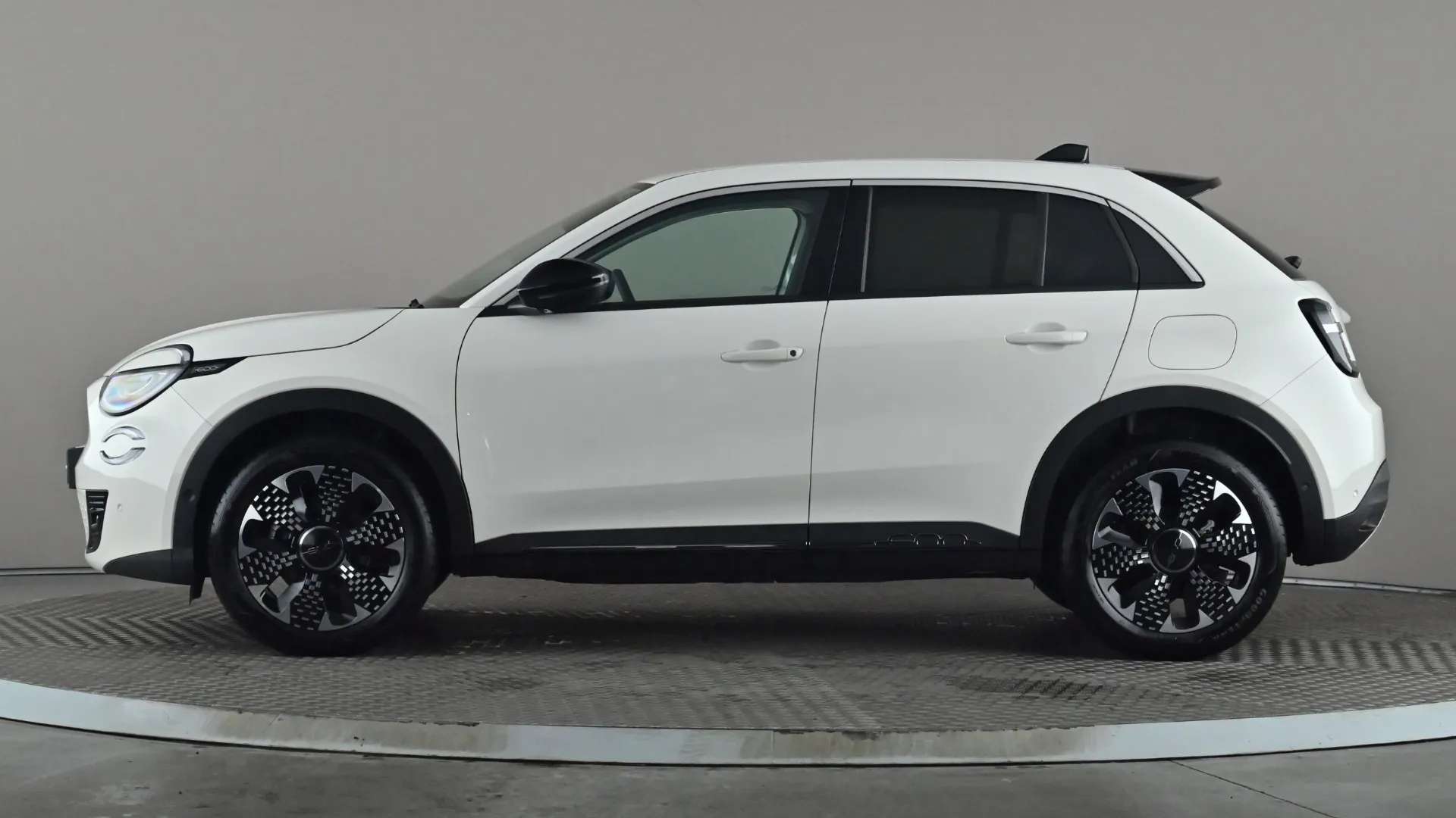 A 2025 FIAT 600 115kW La Prima 54kWh Auto A 2025 FIAT 600 115kW La Prima 54kWh Auto